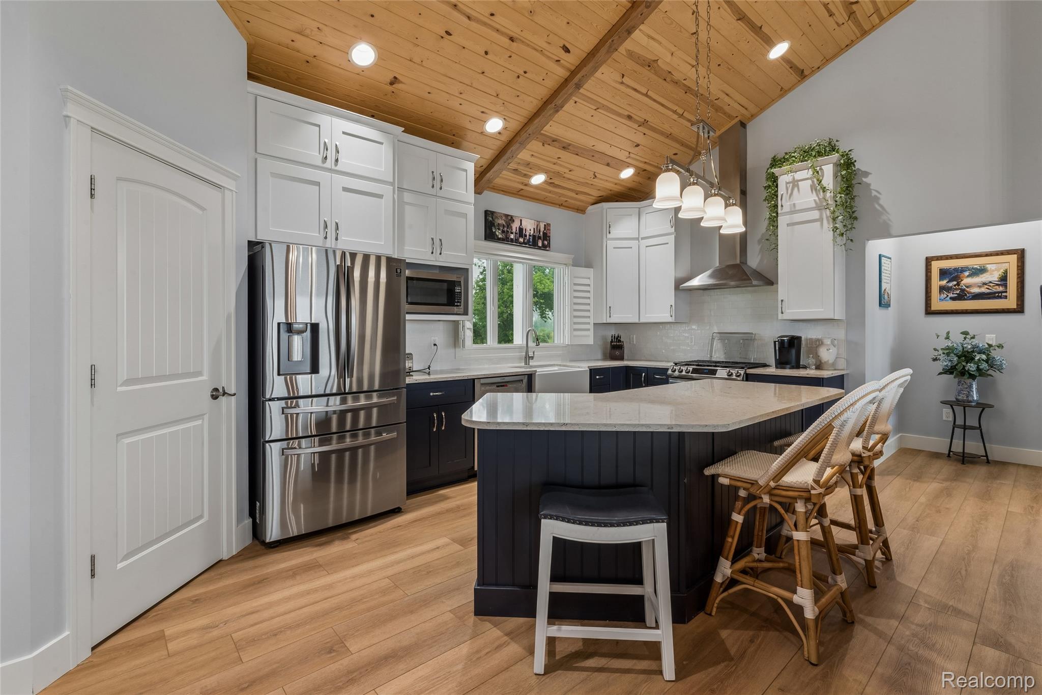 5110 Shorefront Lane