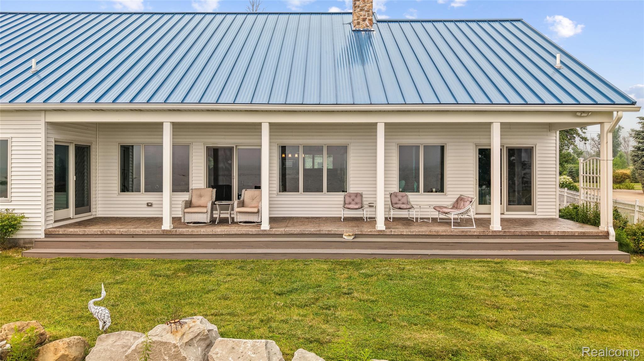 5110 Shorefront Lane