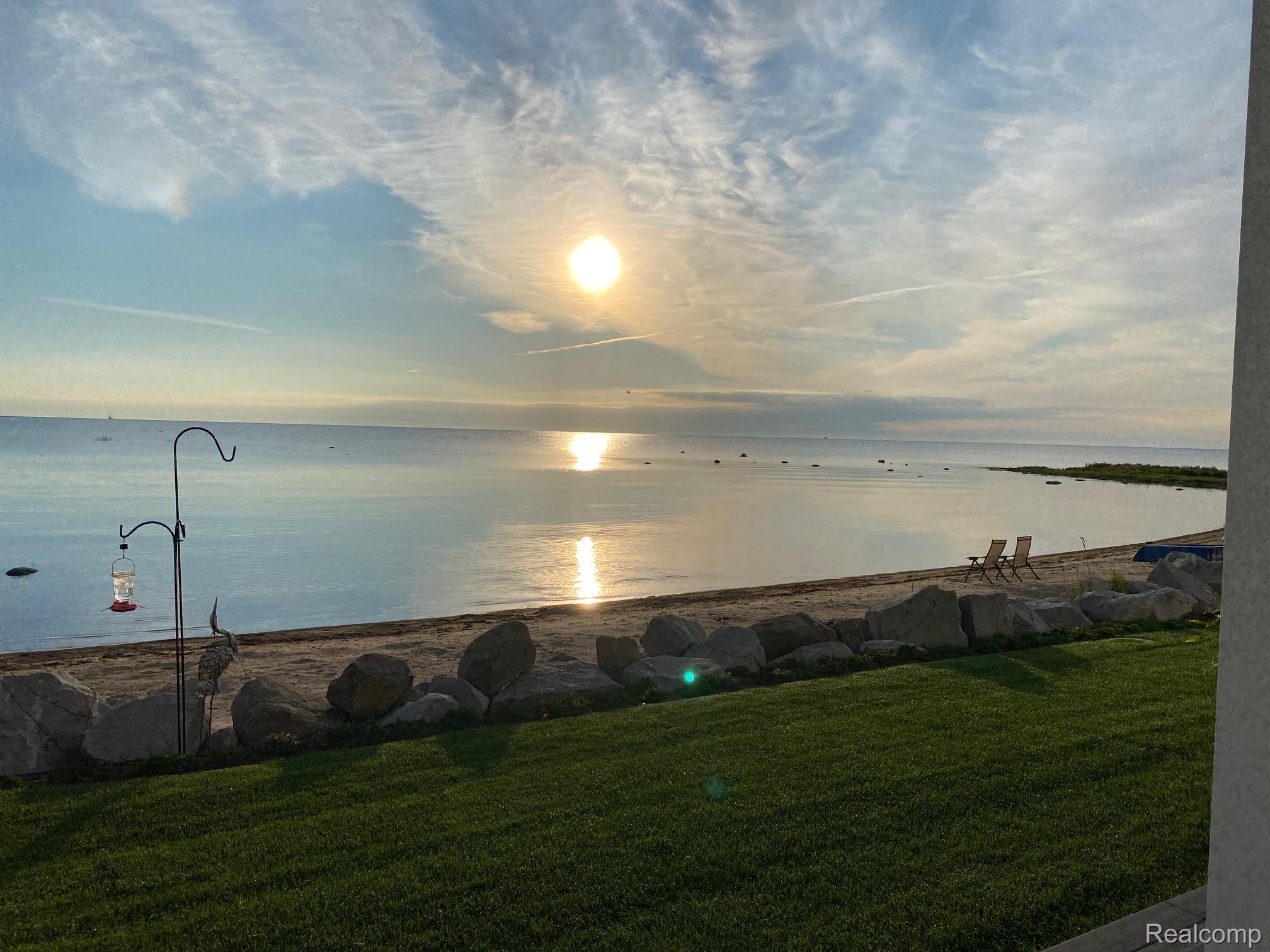 5110 Shorefront Lane