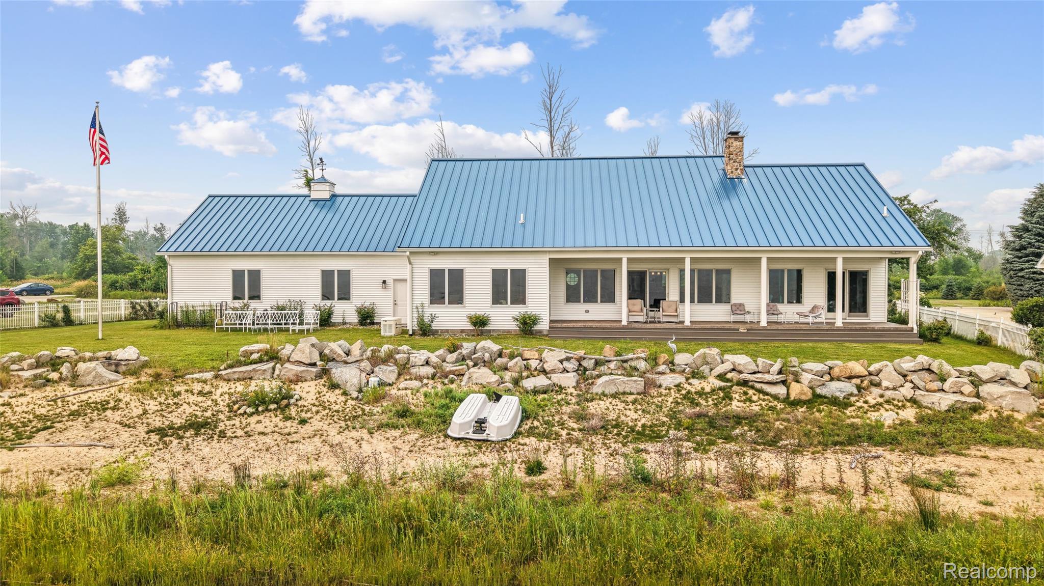 5110 Shorefront Lane