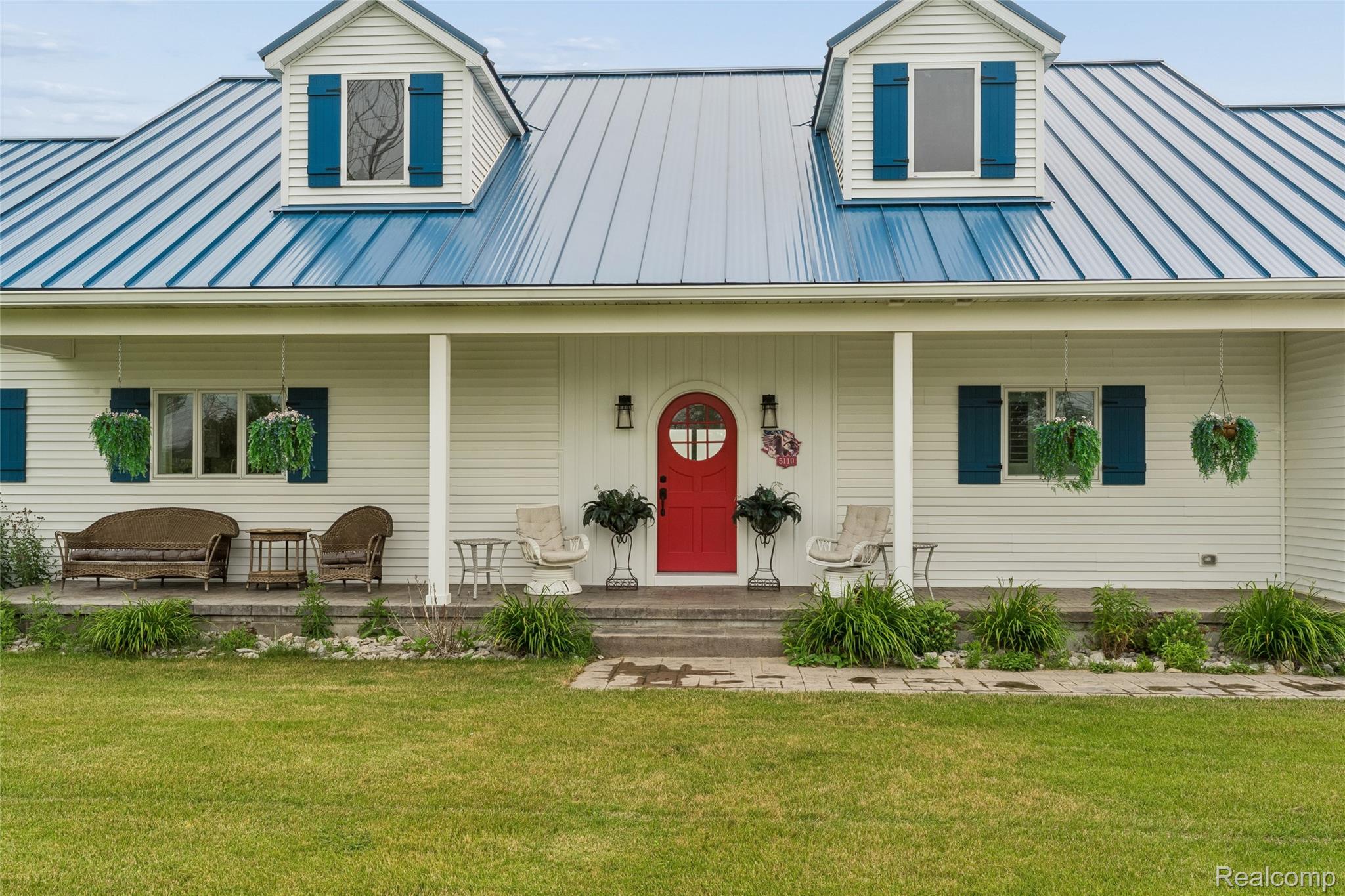 5110 Shorefront Lane