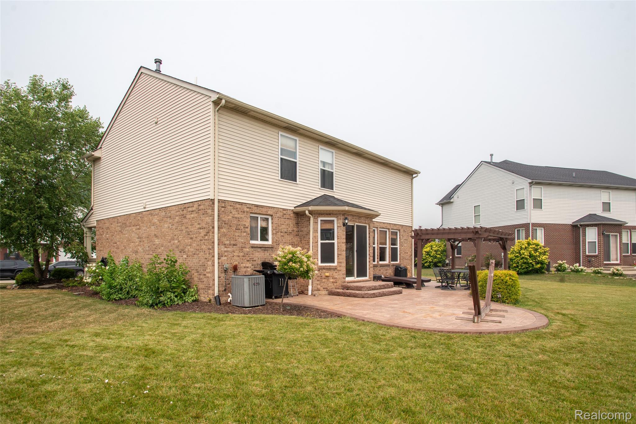 10117 Island Lake Drive