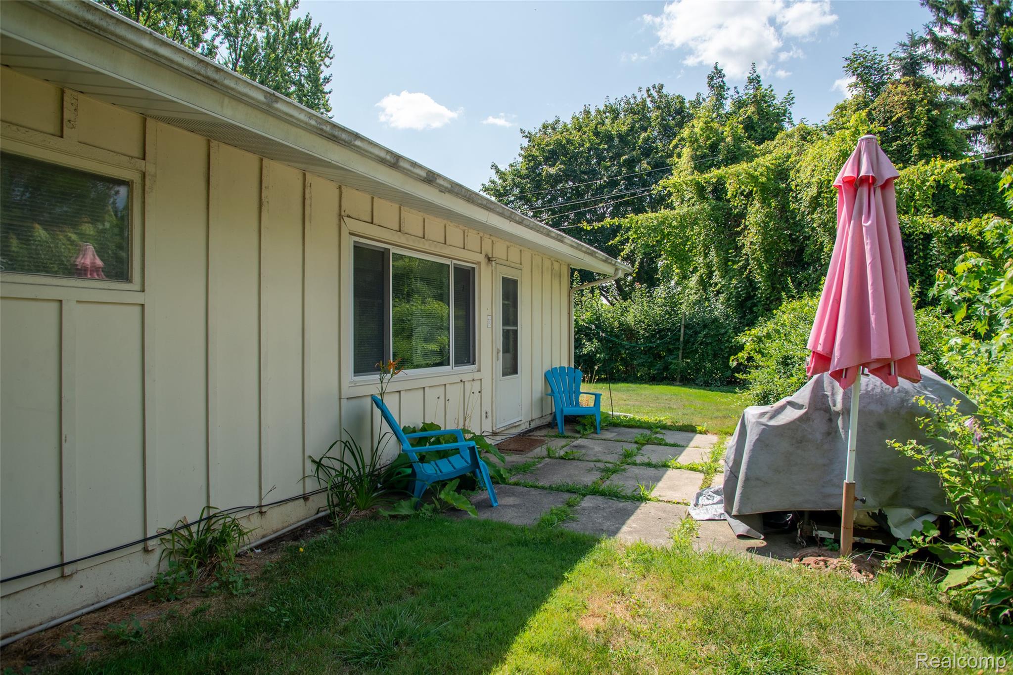 1727 Briarwood Drive