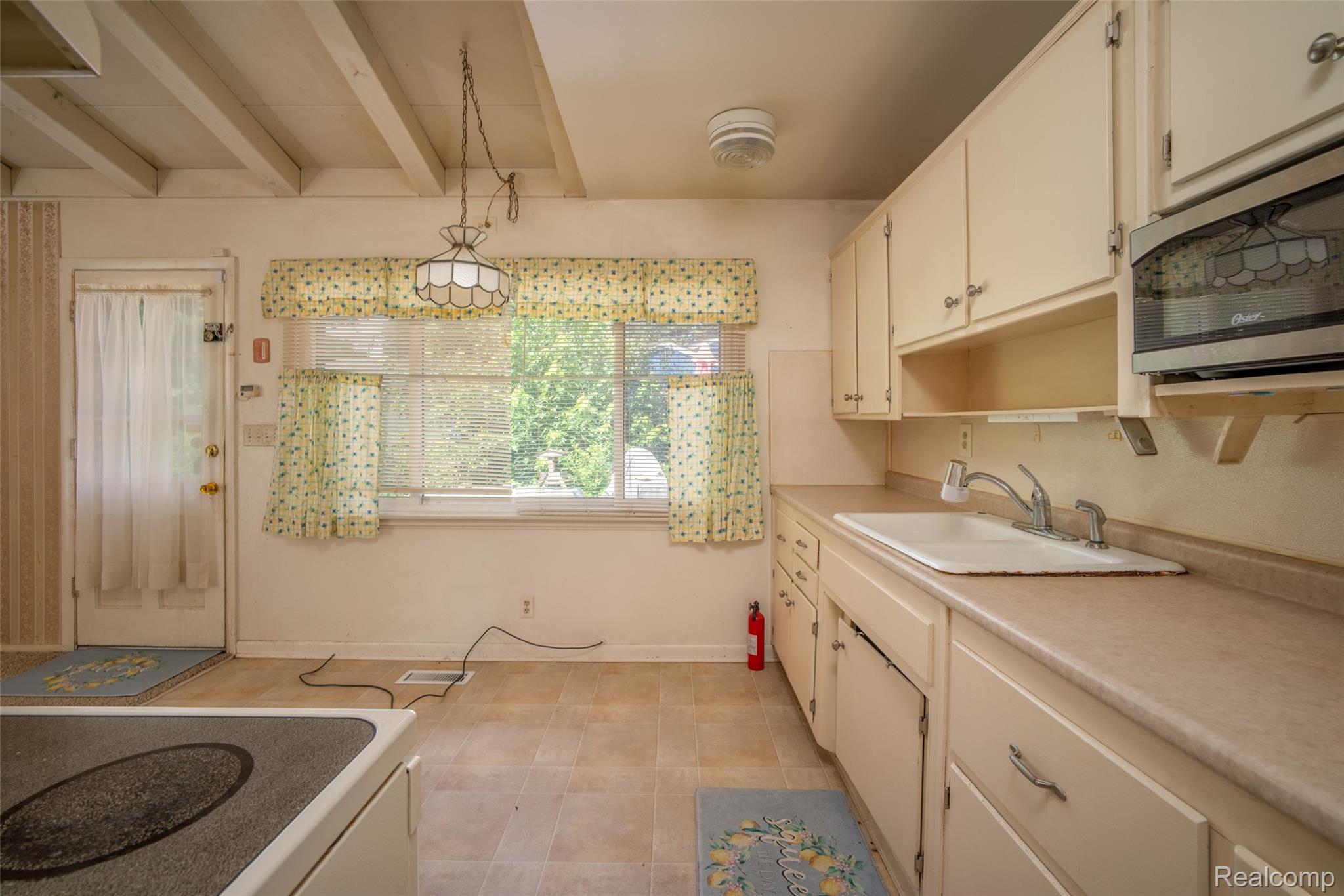 1727 Briarwood Drive