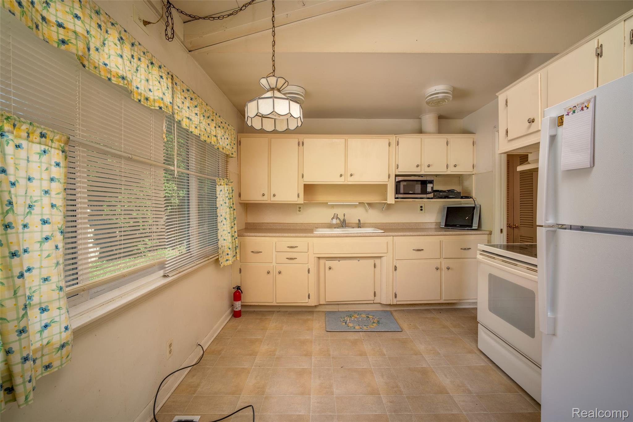 1727 Briarwood Drive