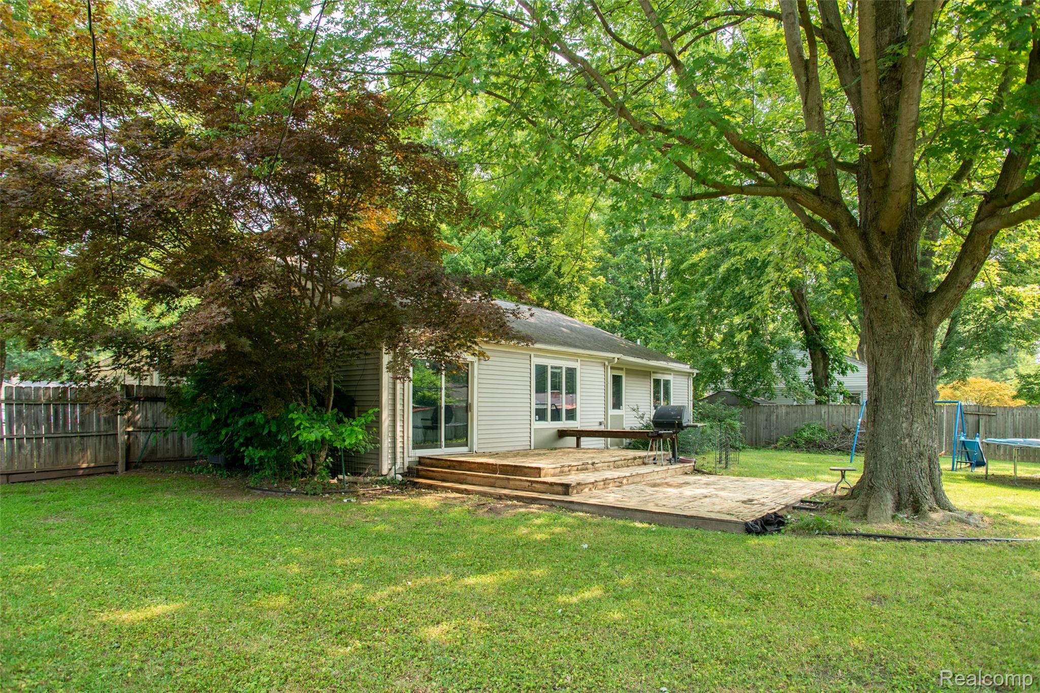 26085 Superior Road