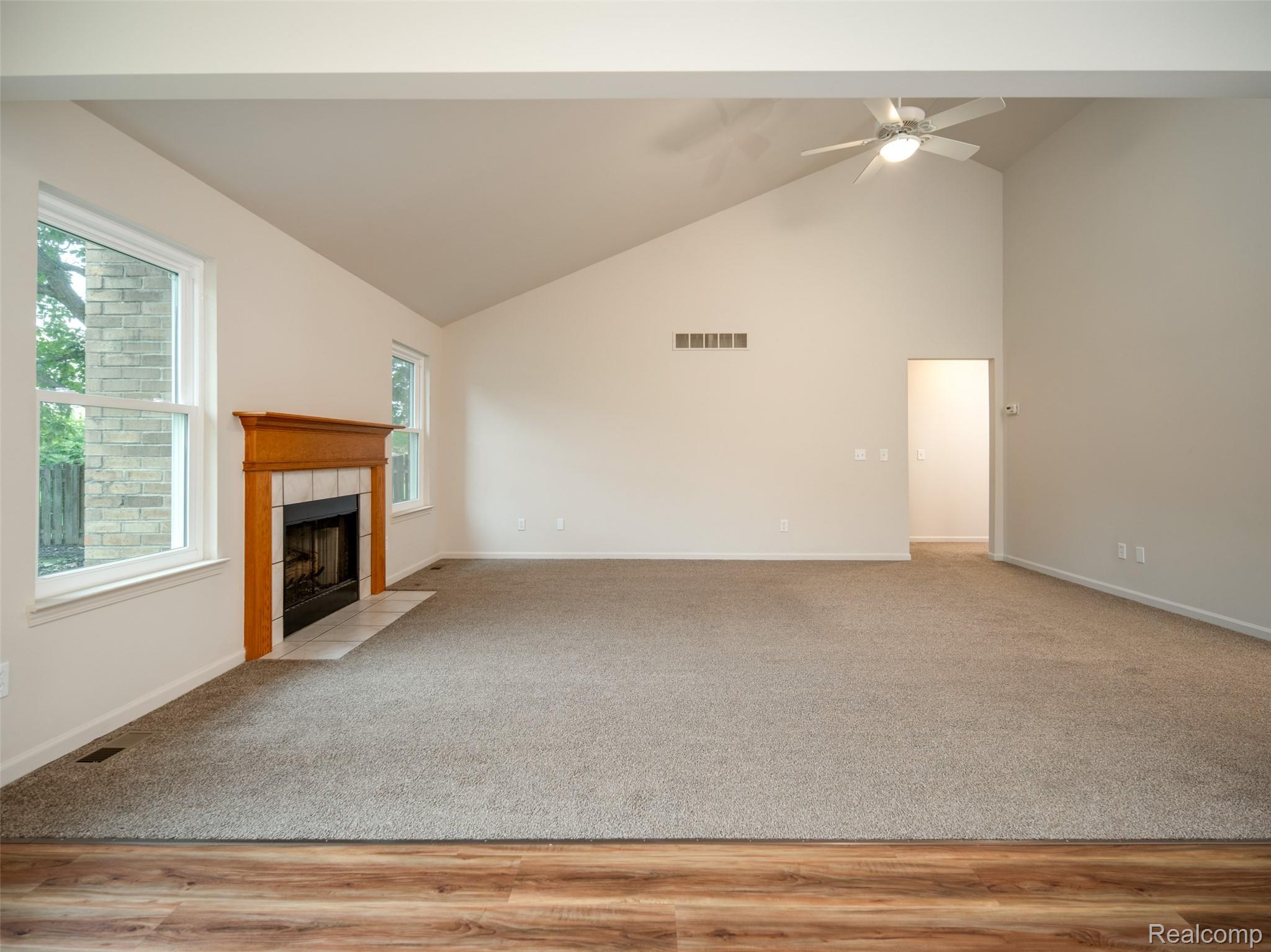 19108 Red Oak Lane