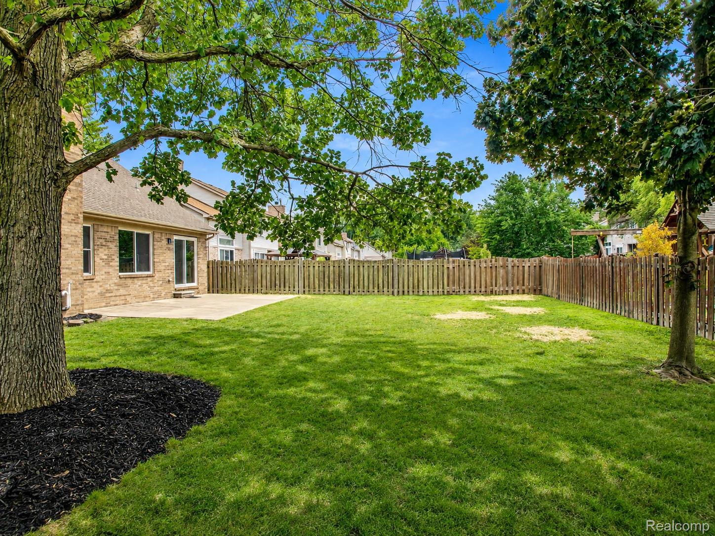 19108 Red Oak Lane