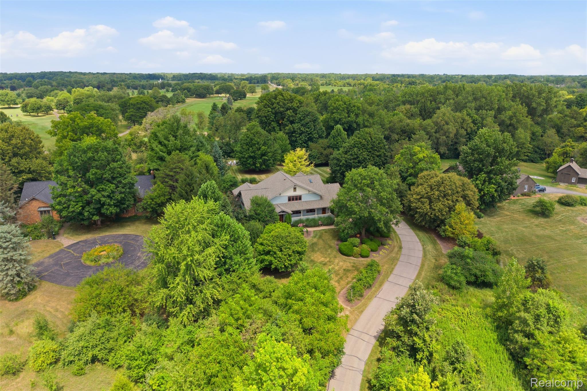 8861 Pleasantview