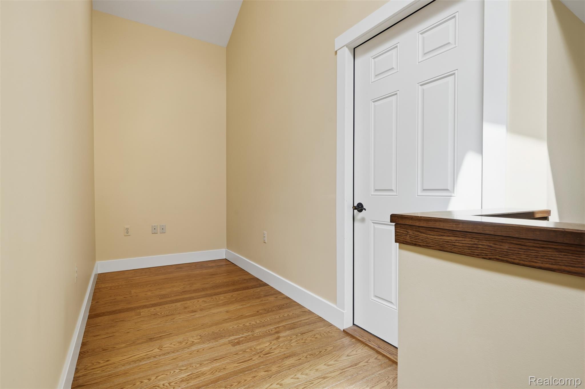 8861 Pleasantview