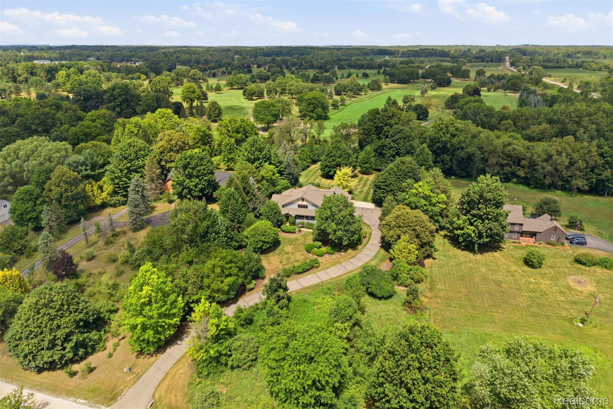 8861 Pleasantview