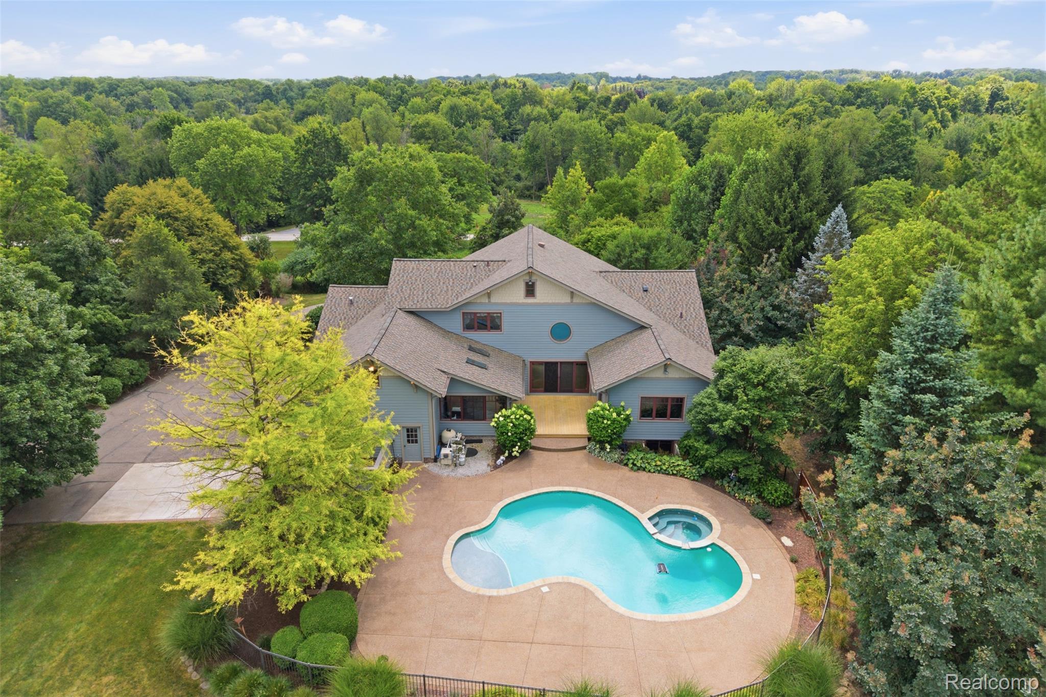8861 Pleasantview
