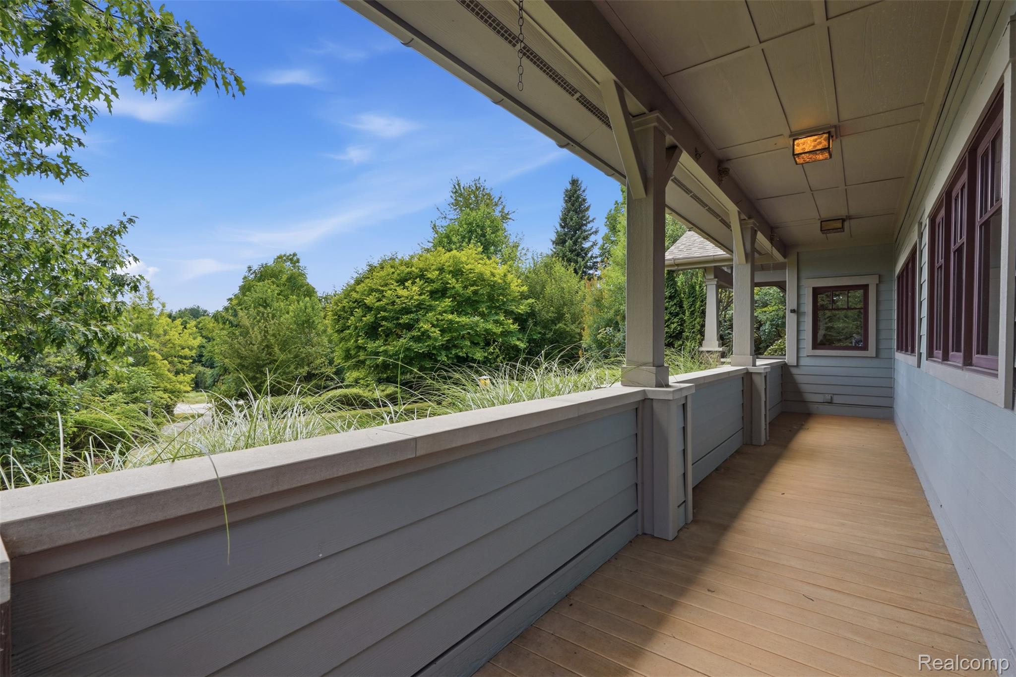 8861 Pleasantview