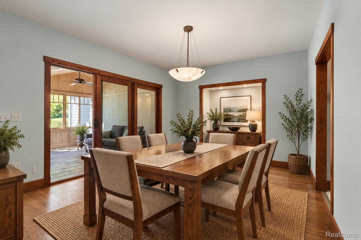 8861 Pleasantview