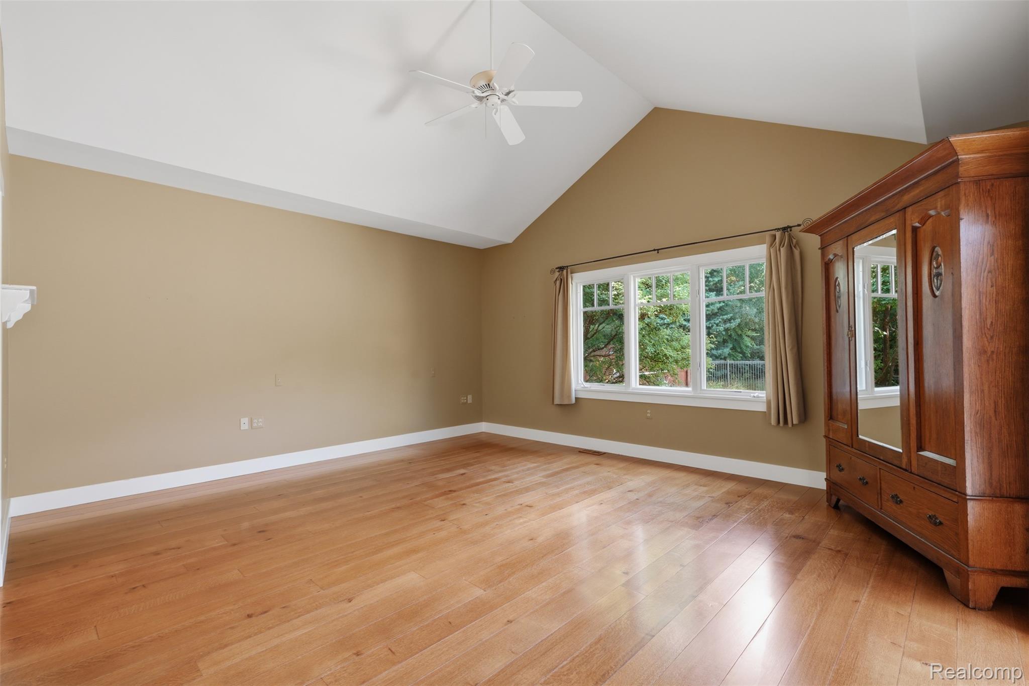 8861 Pleasantview