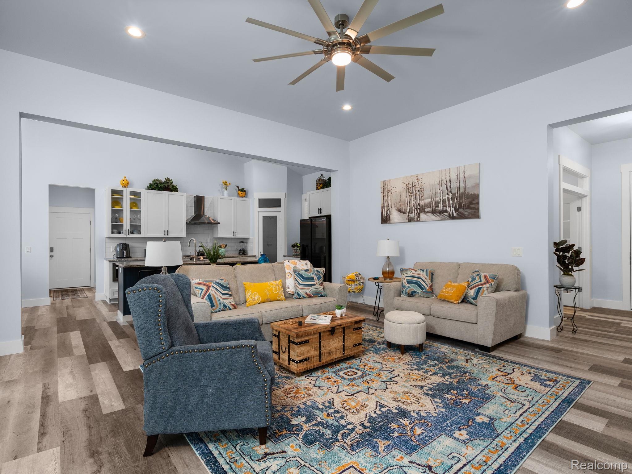 4082 County Road 612 NE