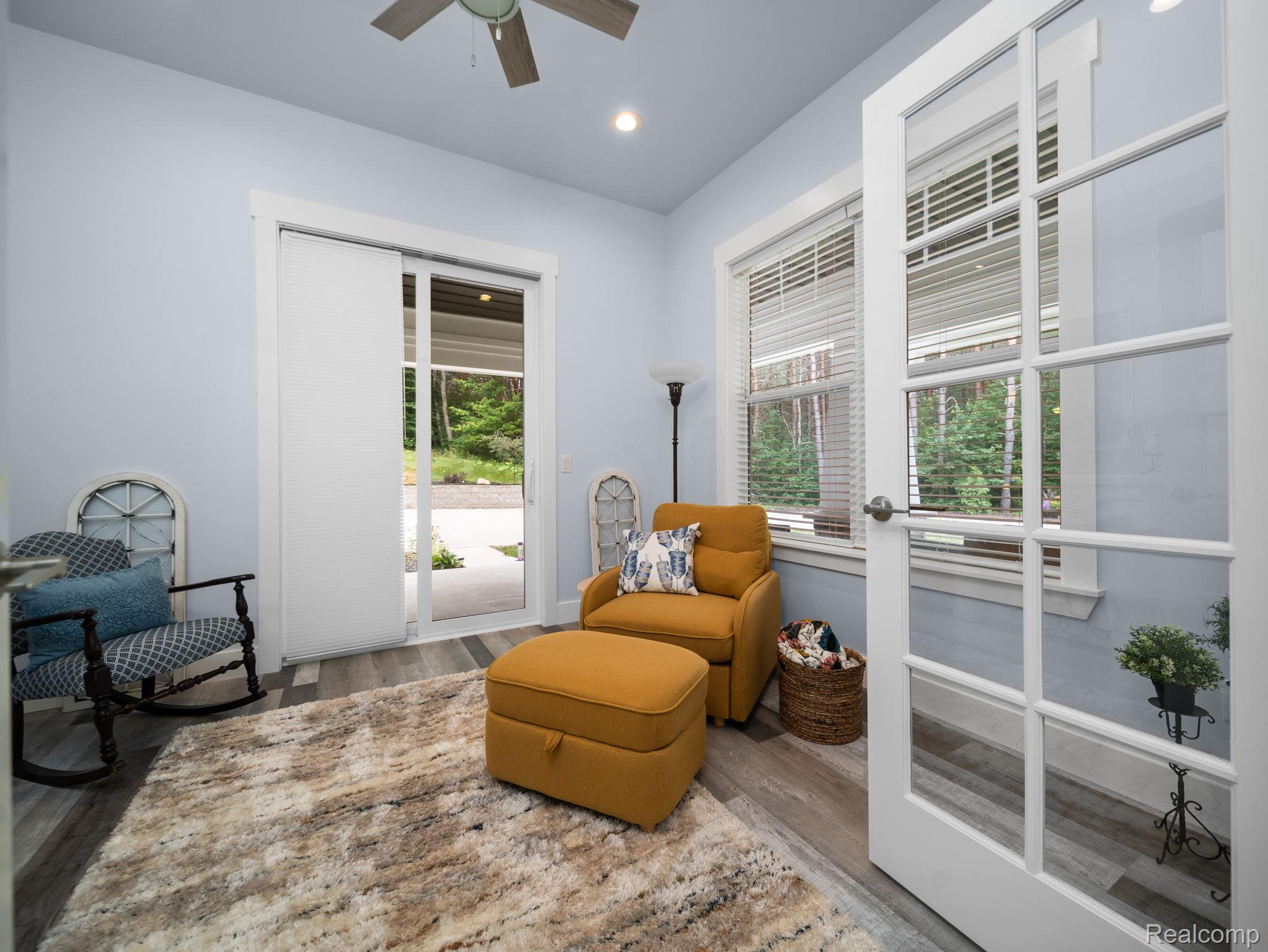 4082 County Road 612 NE