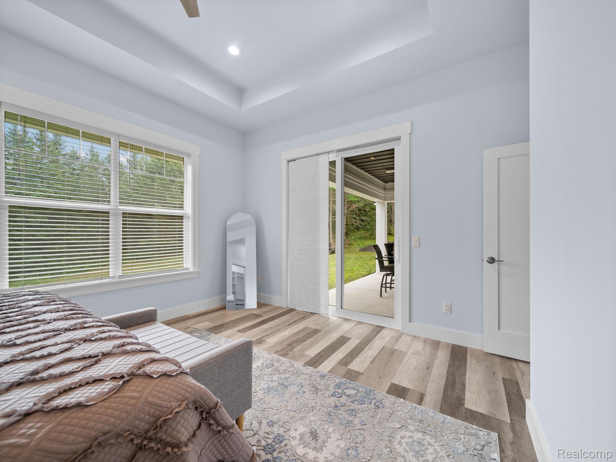 4082 County Road 612 NE