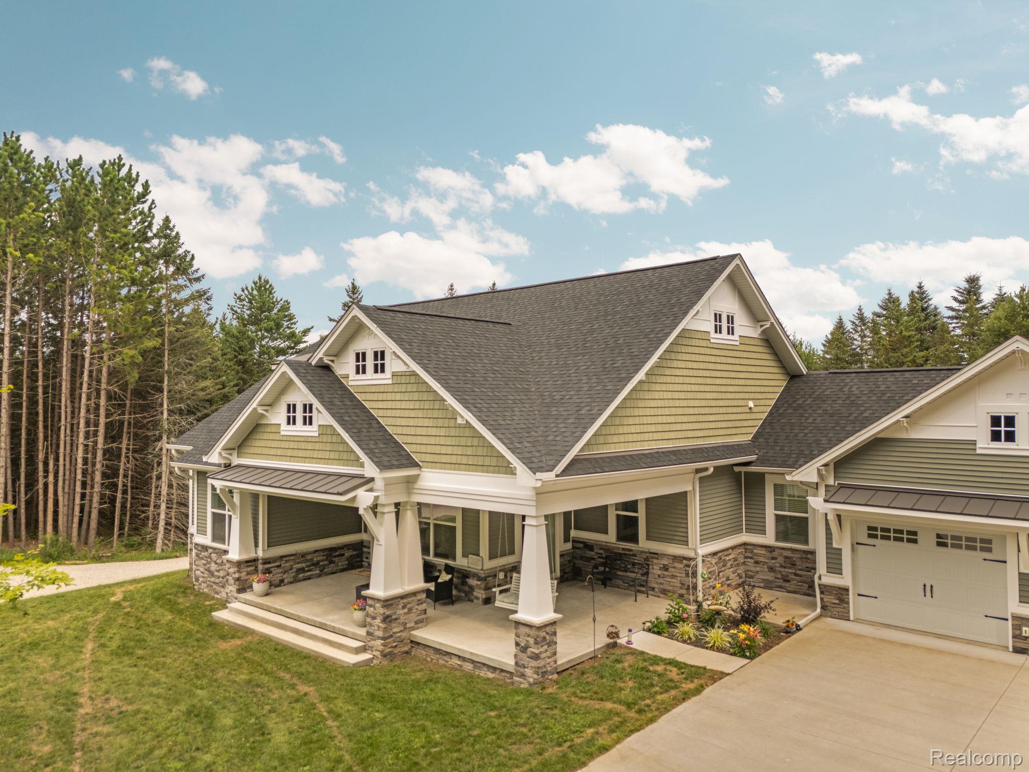 4082 County Road 612 NE