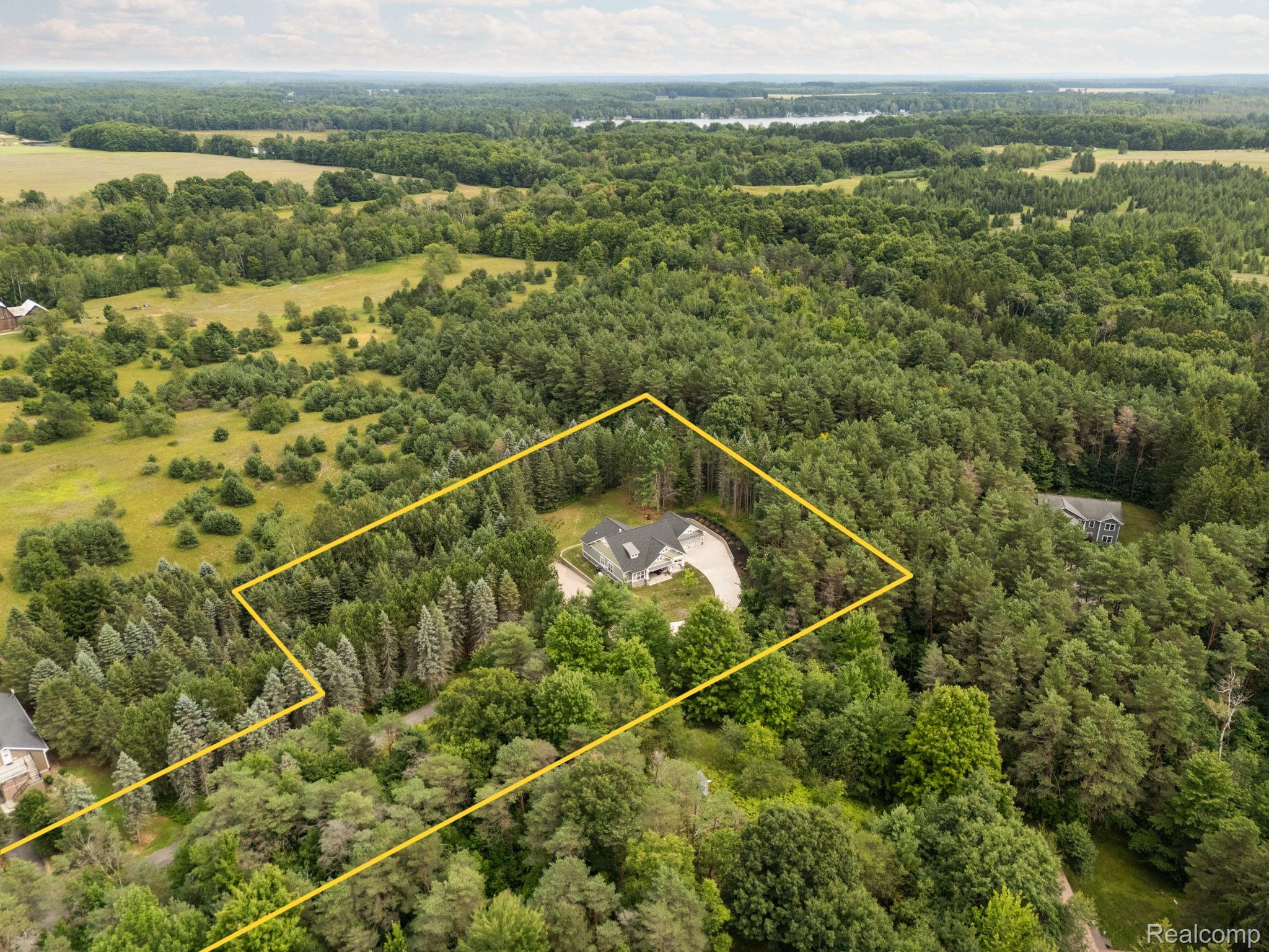 4082 County Road 612 NE