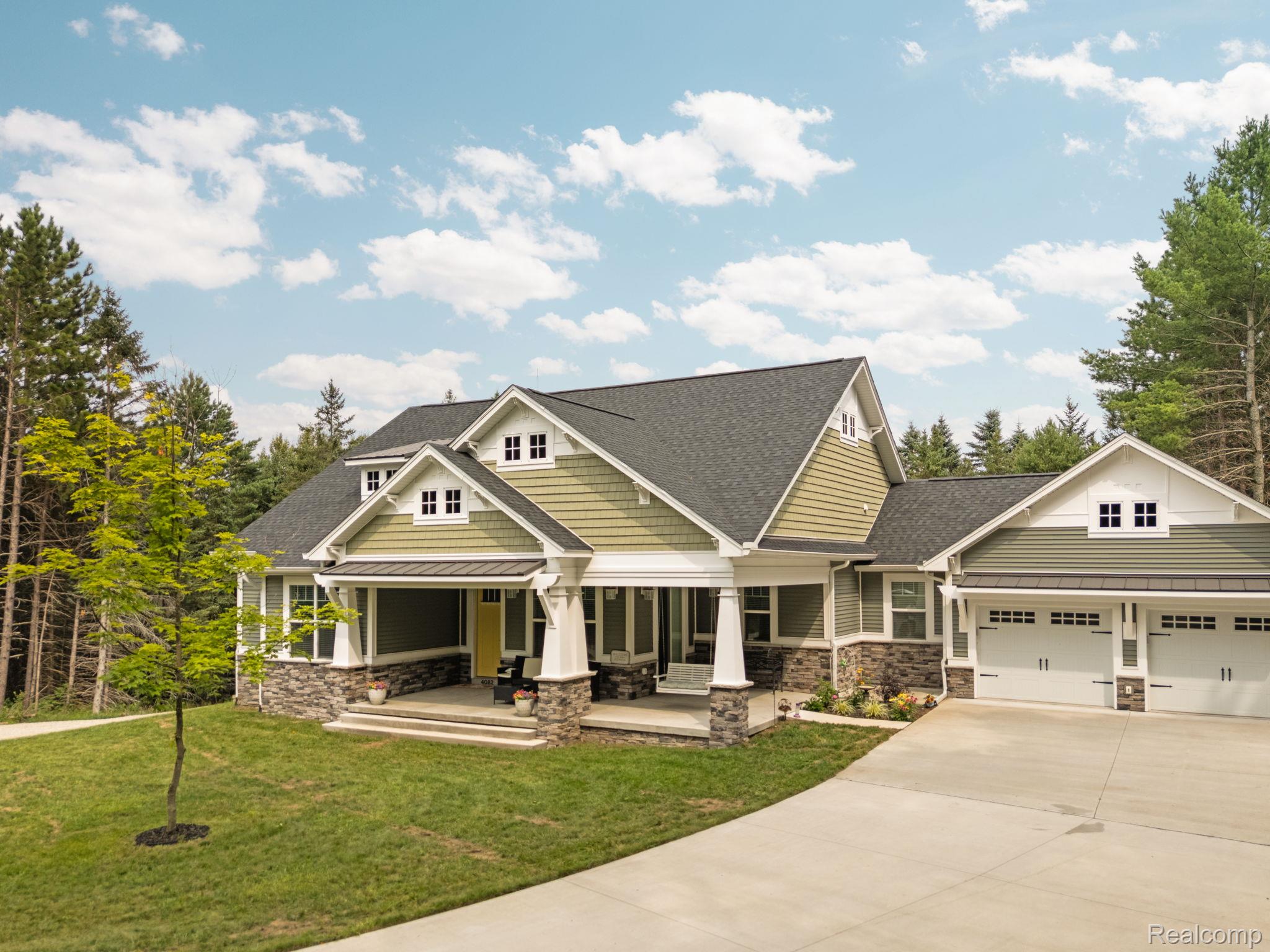 4082 County Road 612 NE