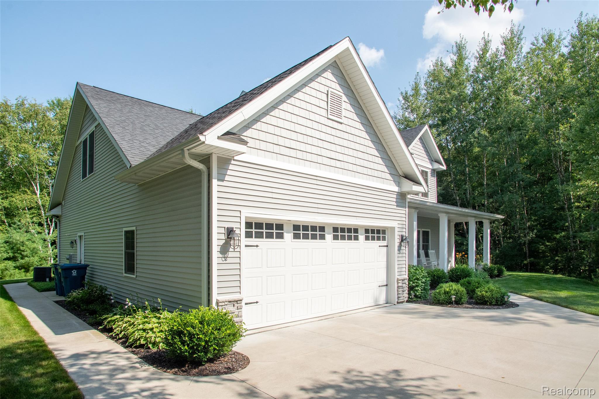 2140 N 5 Mile Road