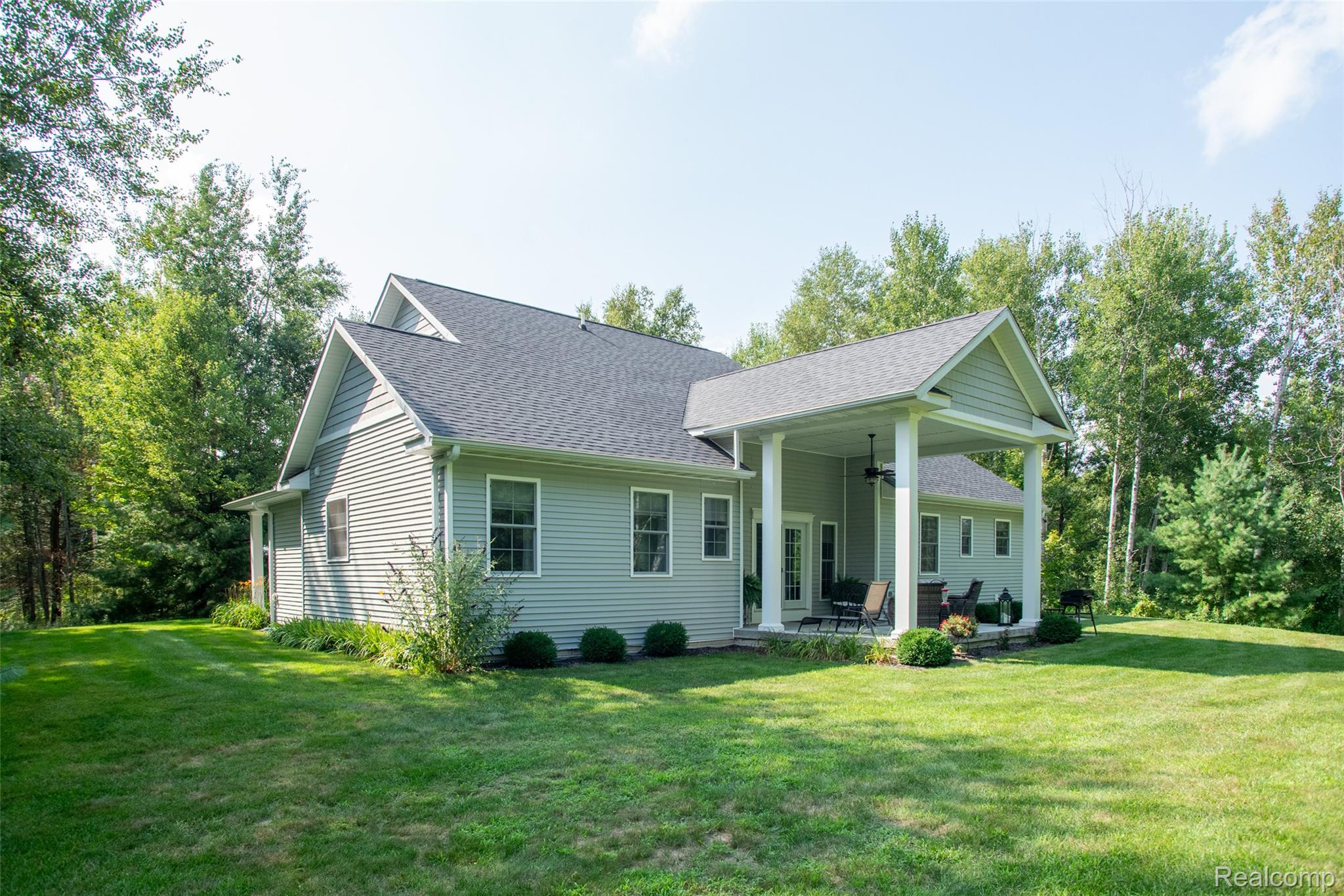 2140 N 5 Mile Road