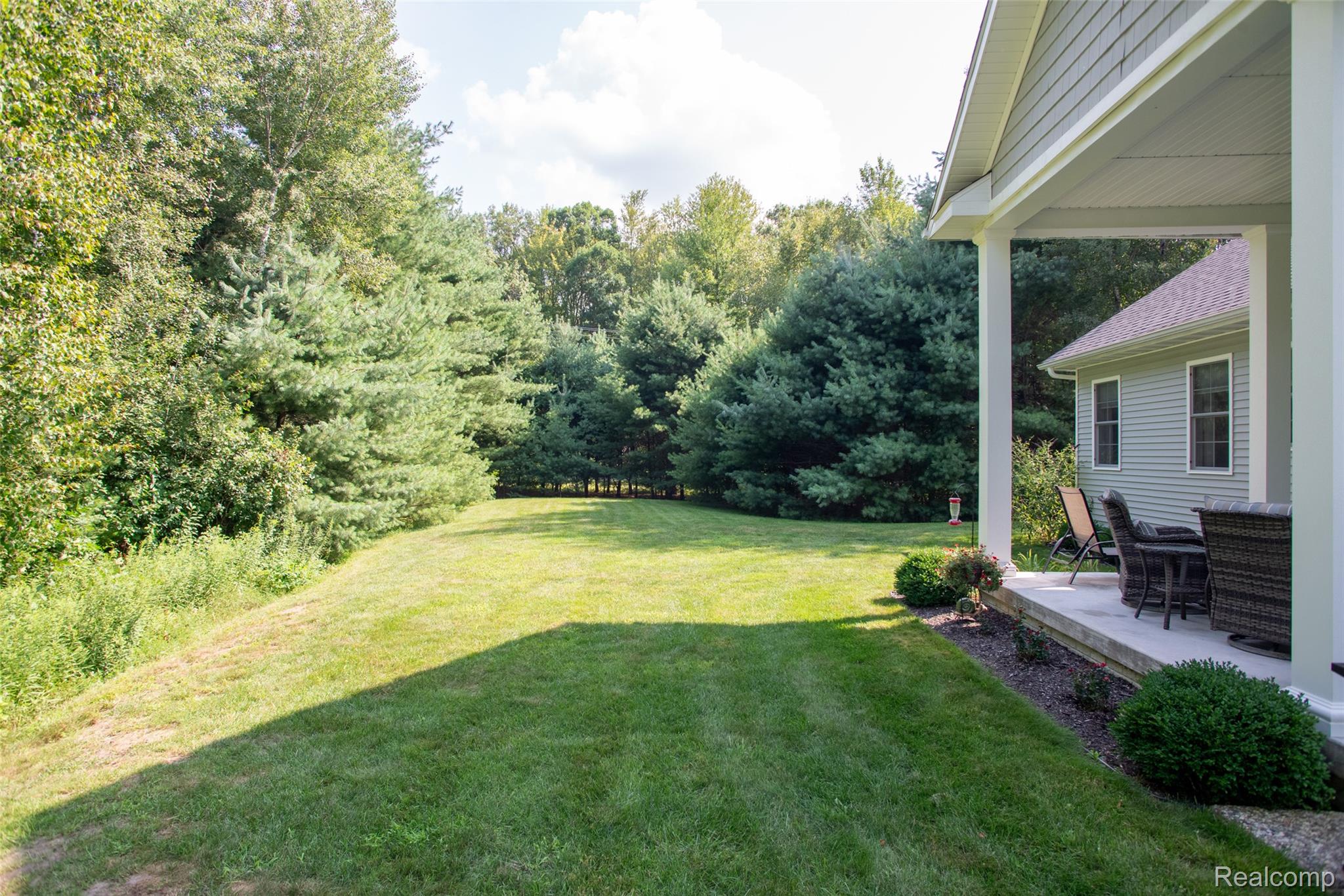2140 N 5 Mile Road