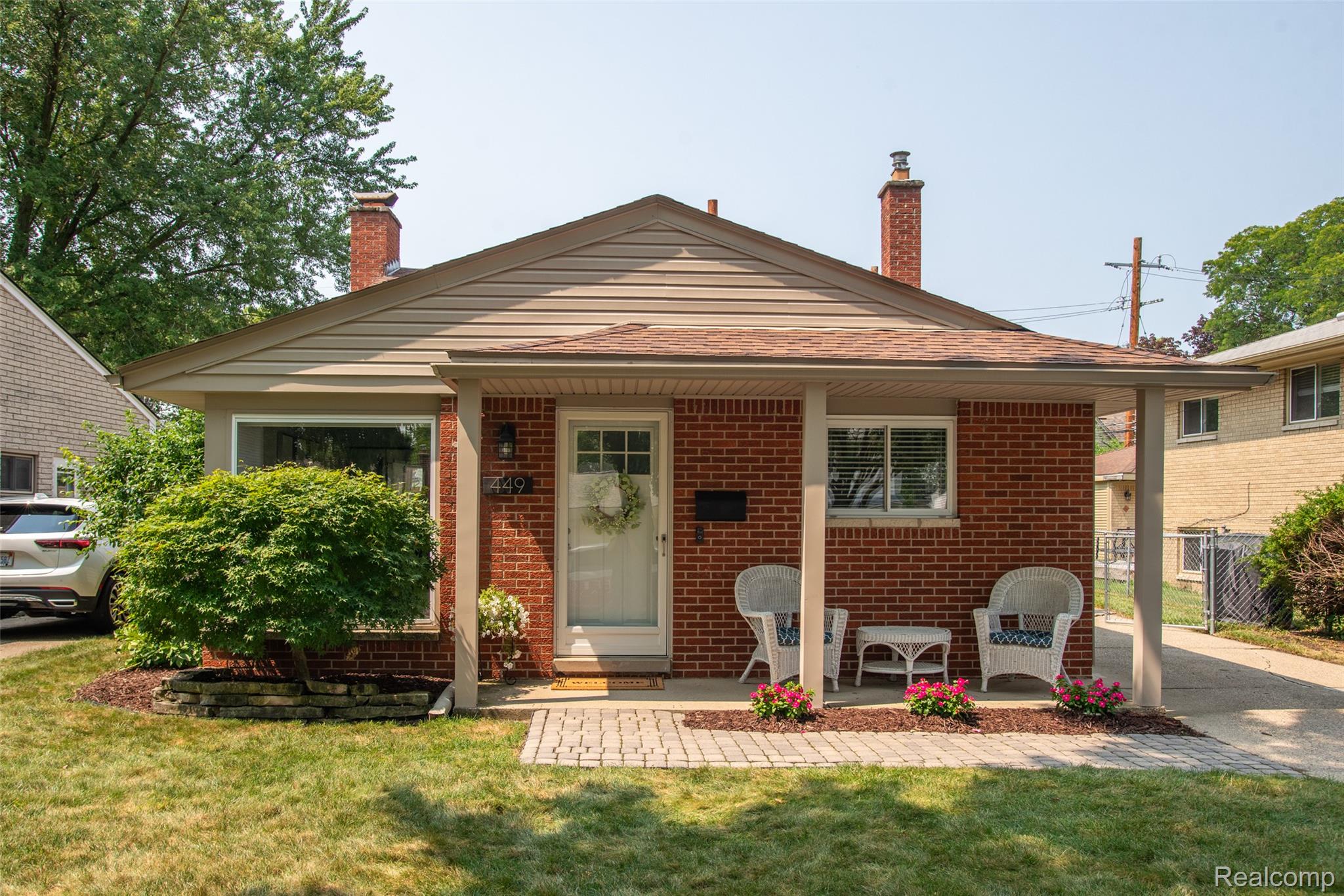 449 N Webik Avenue