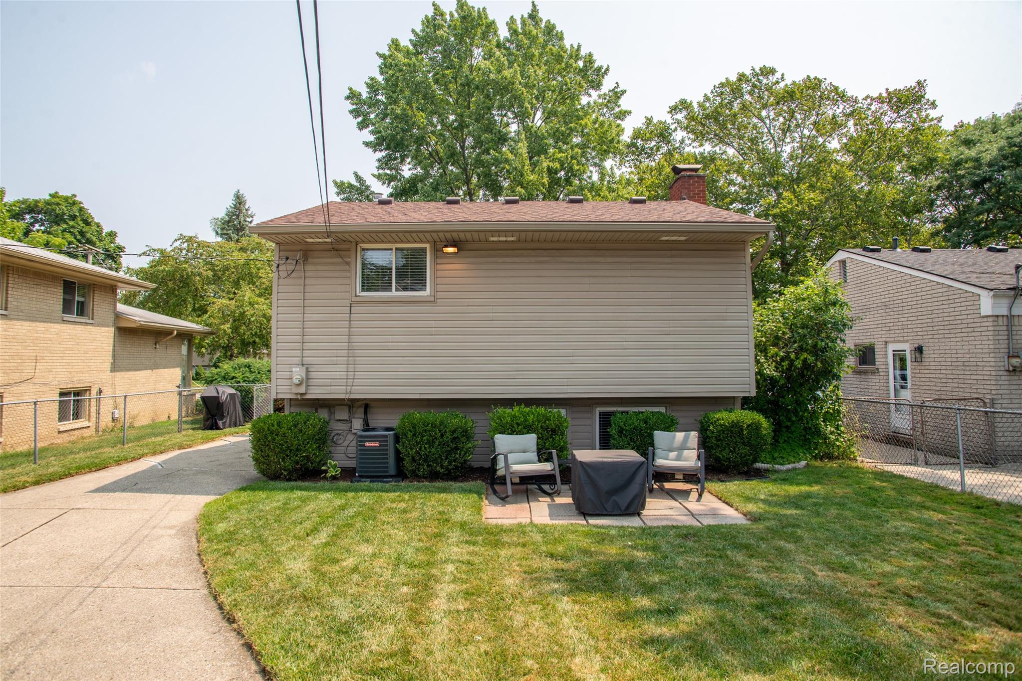 449 N Webik Avenue