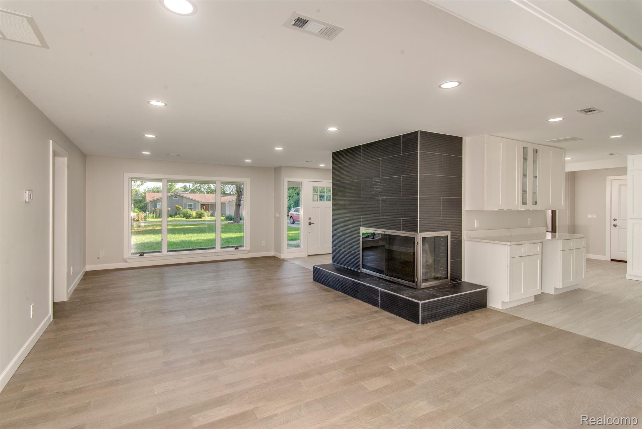 2800 ACORN Road