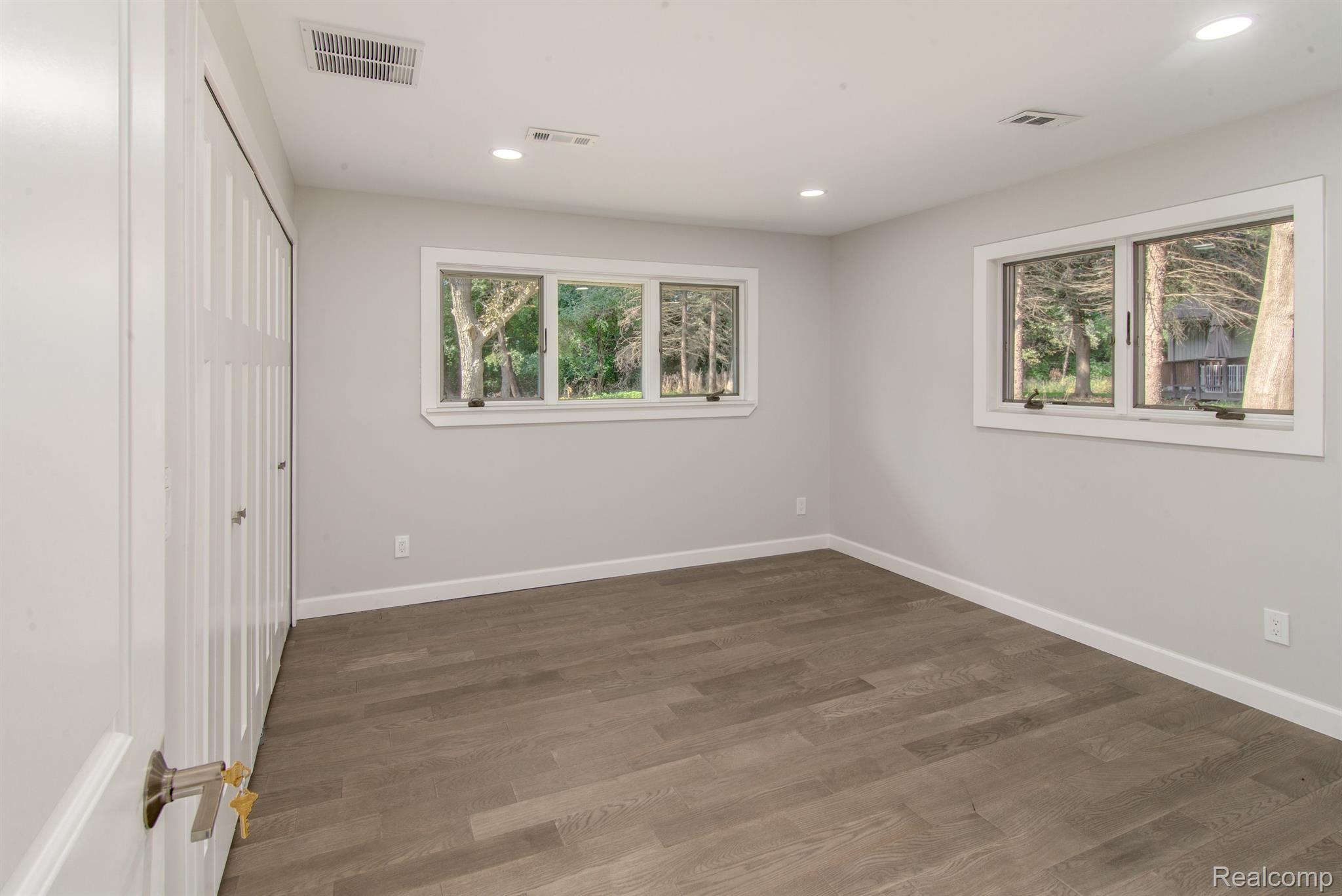 2800 ACORN Road