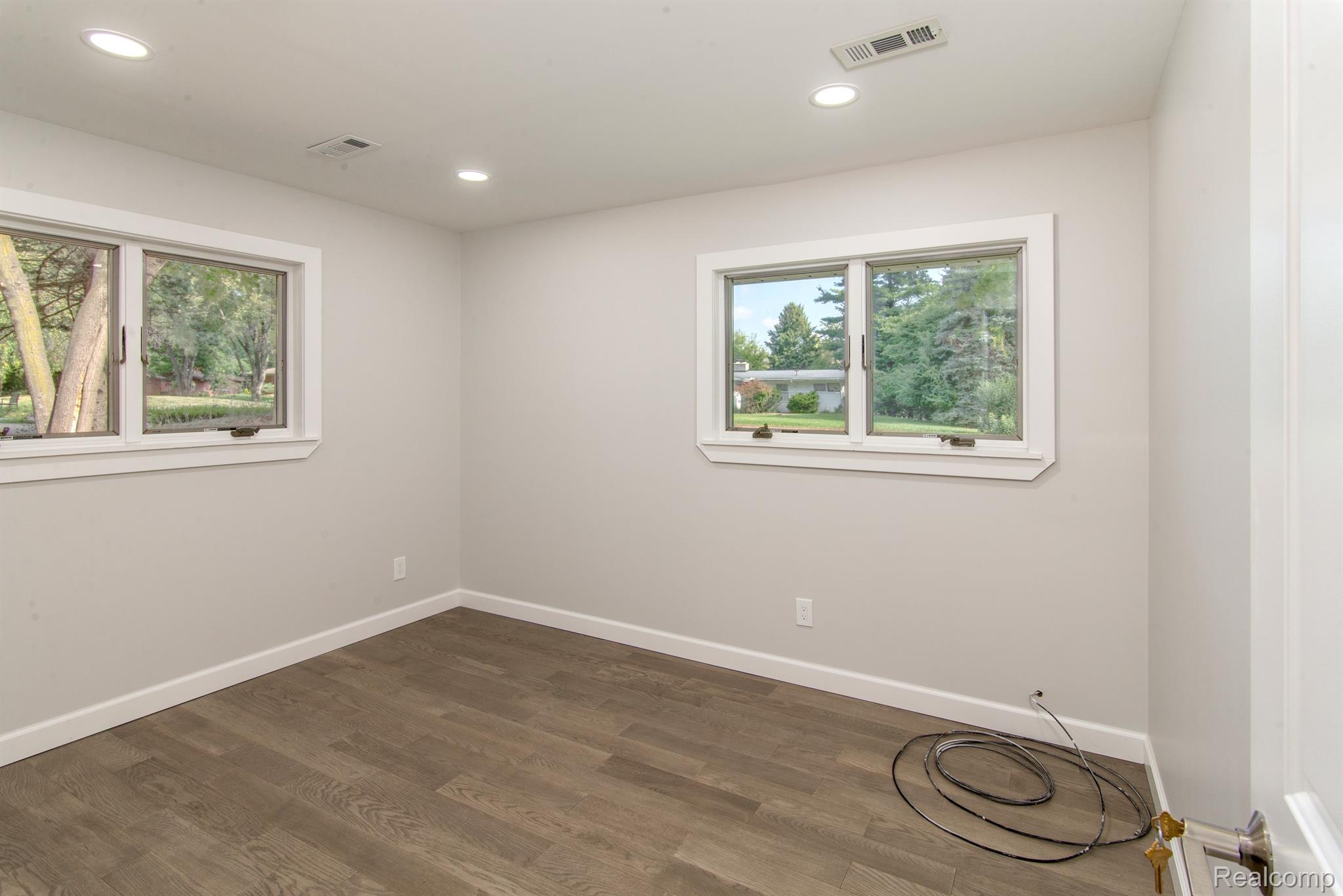 2800 ACORN Road