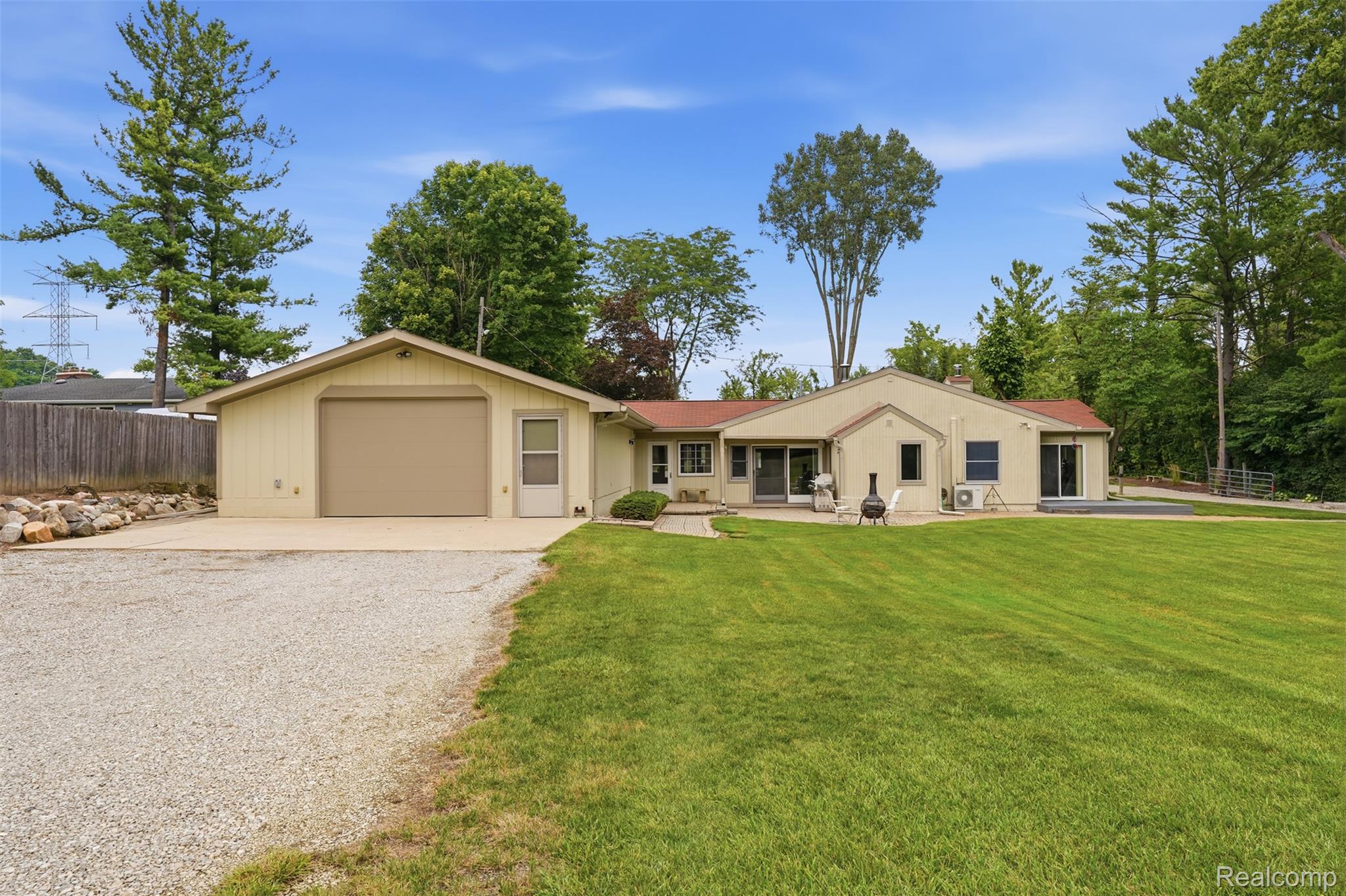 10286 7 Mile Road