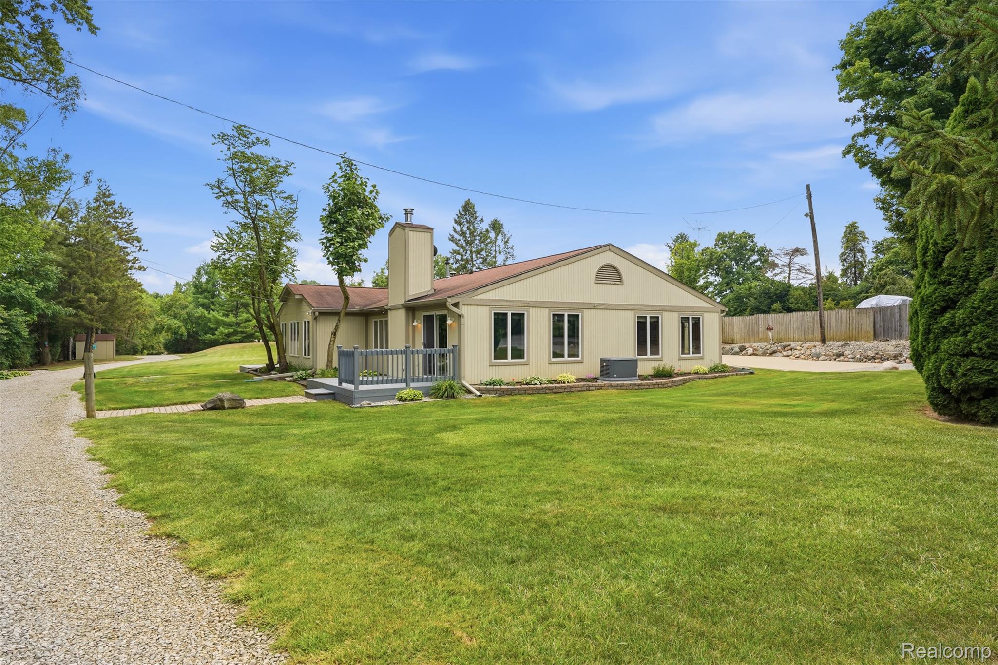 10286 7 Mile Road