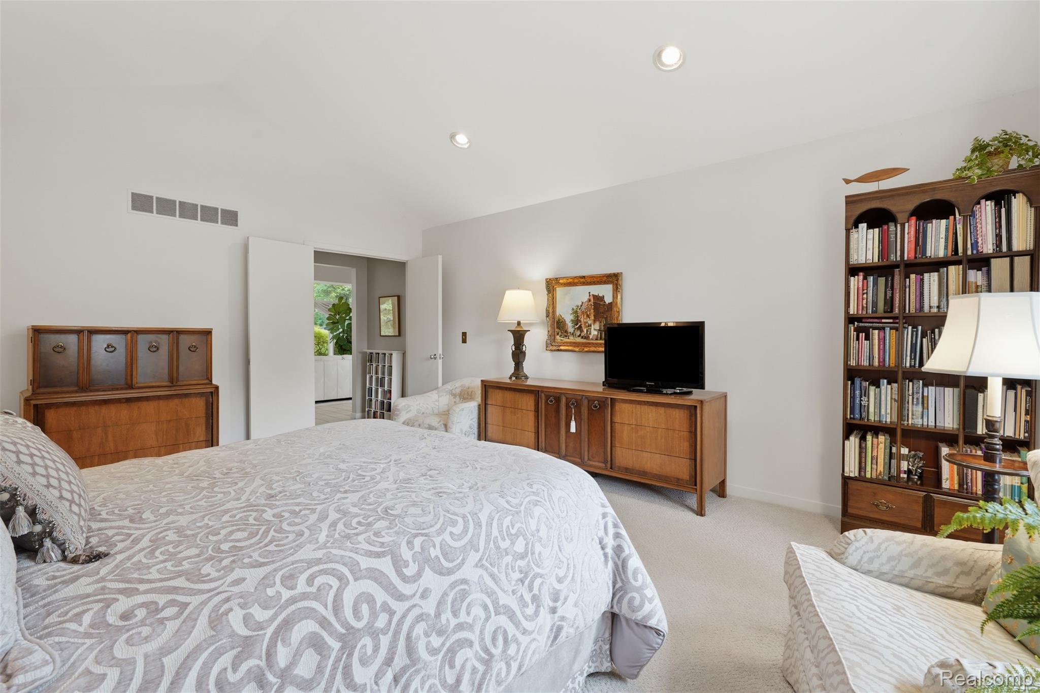 4963 Countryside Drive