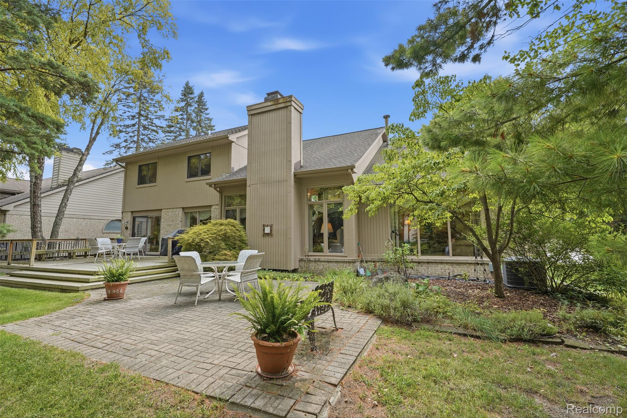 4963 Countryside Drive