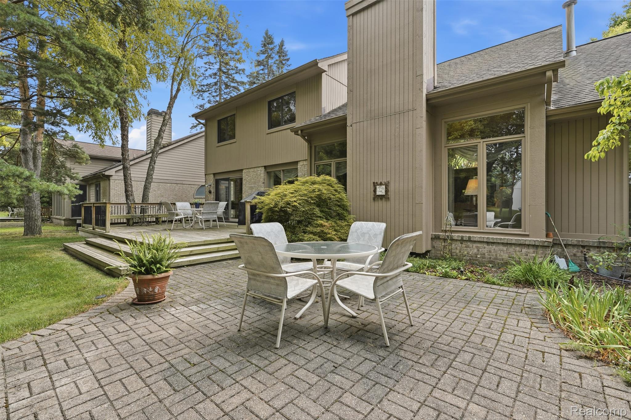 4963 Countryside Drive