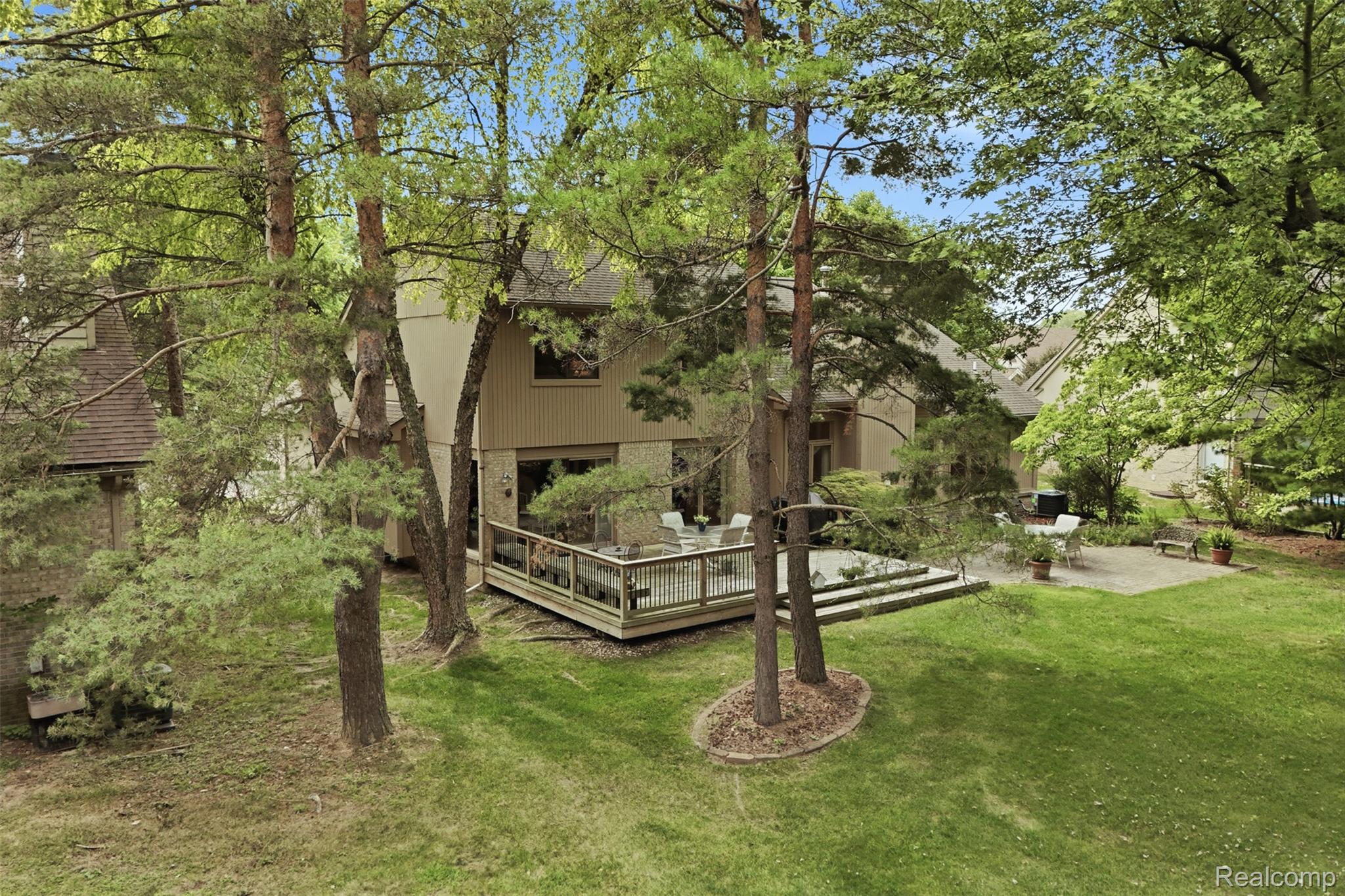 4963 Countryside Drive