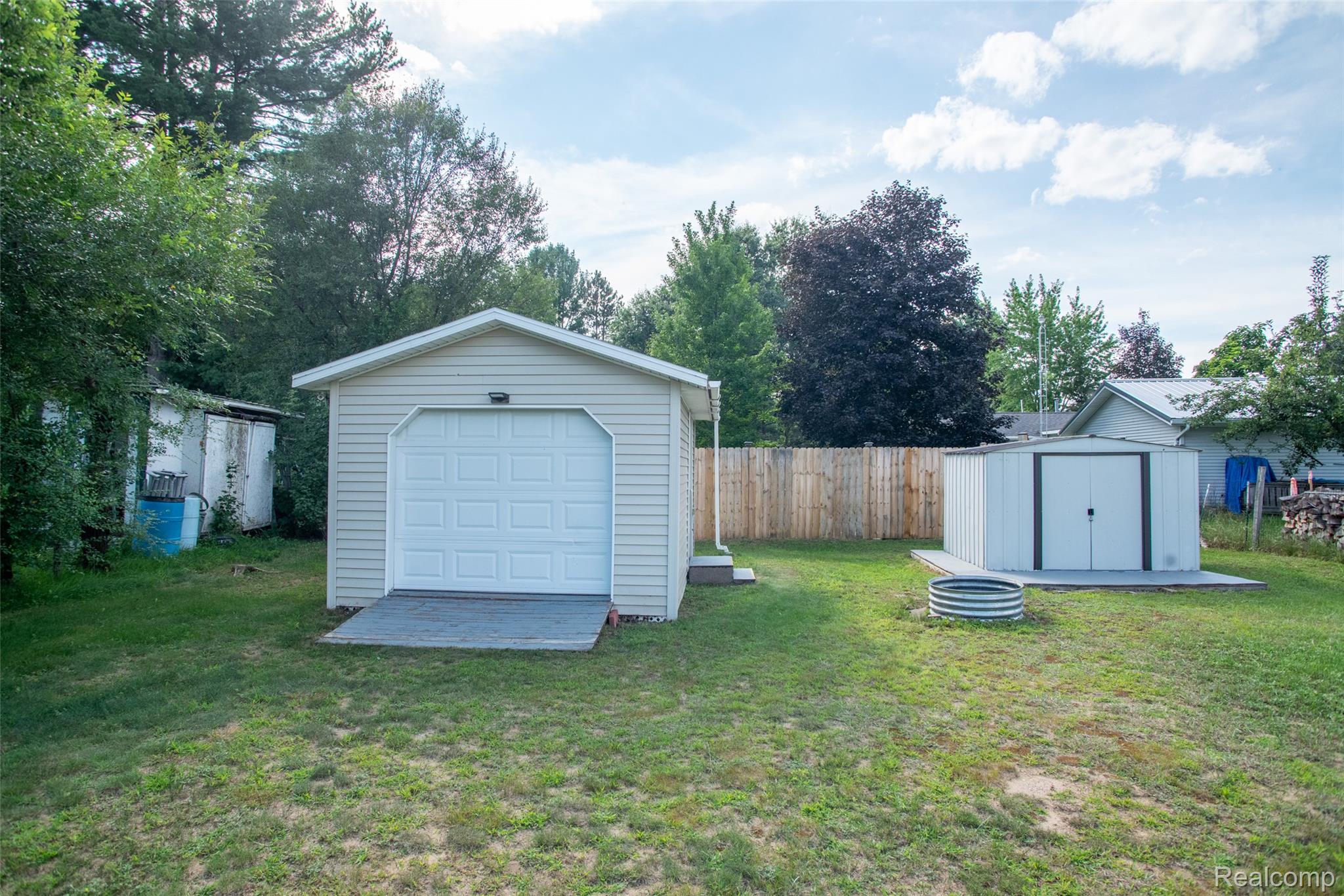 5110 Lucinda Drive