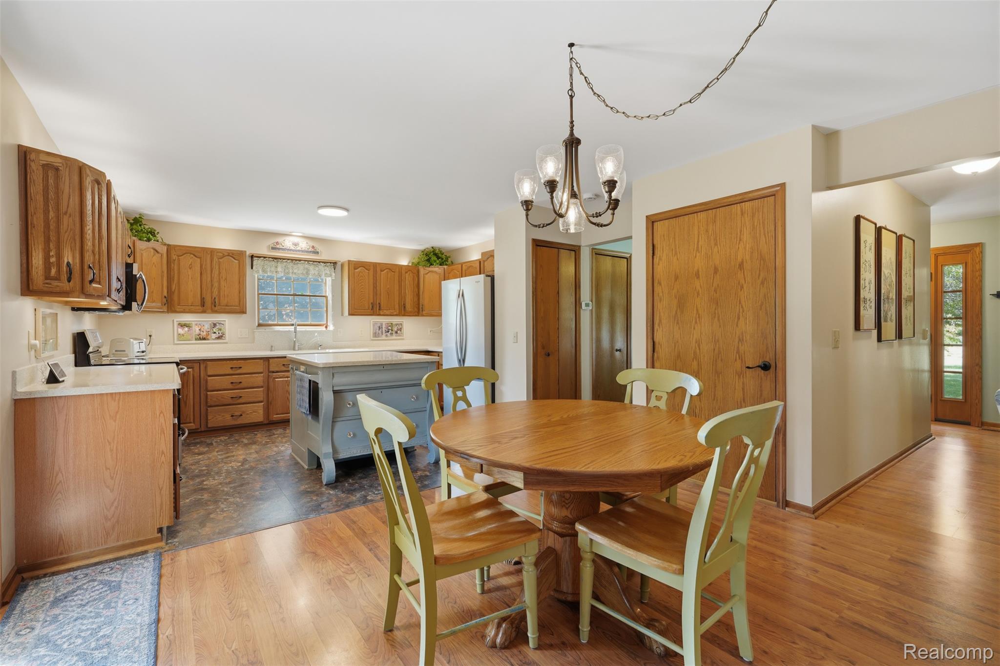 9380 Englishman Drive