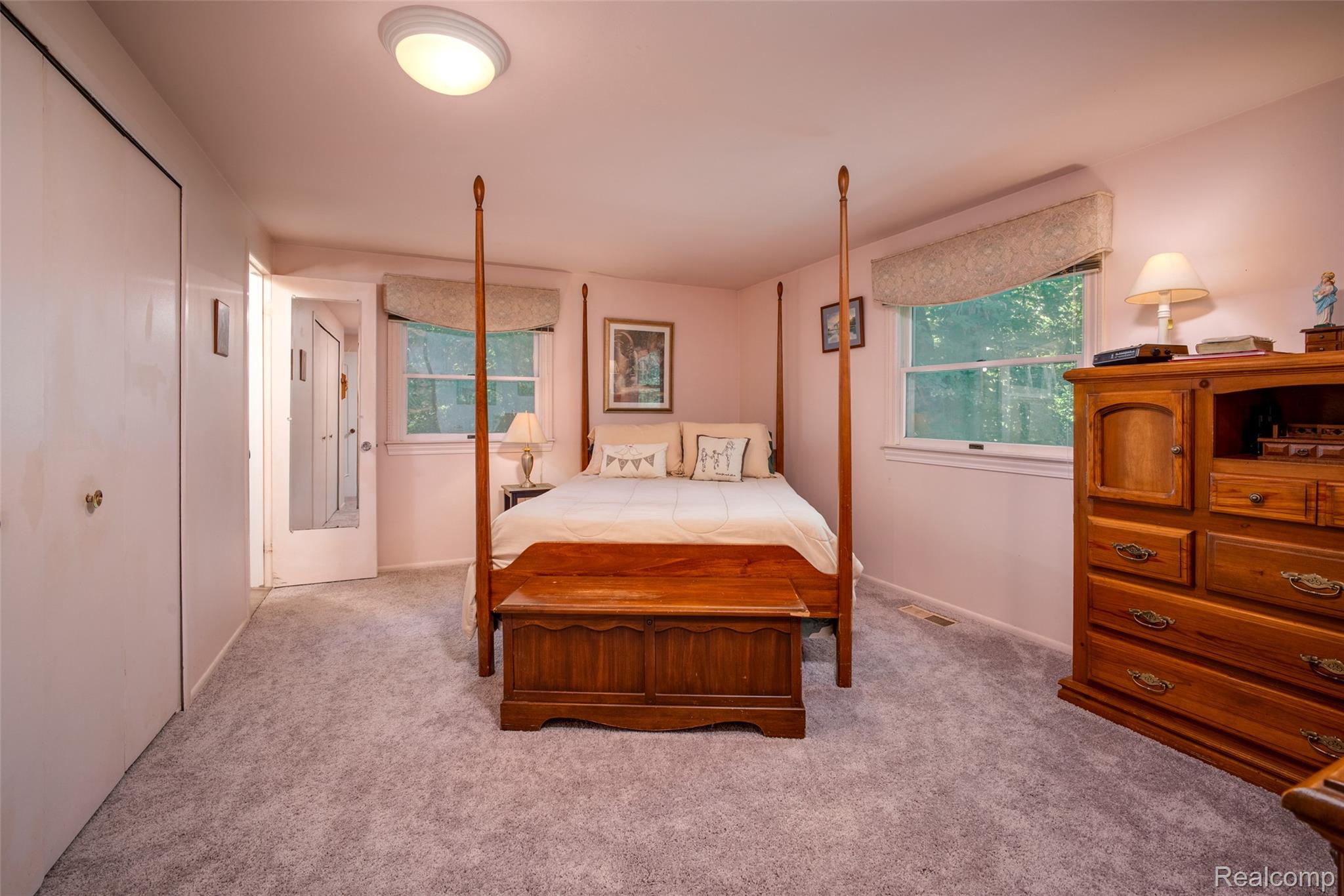 6826 Spruce Drive