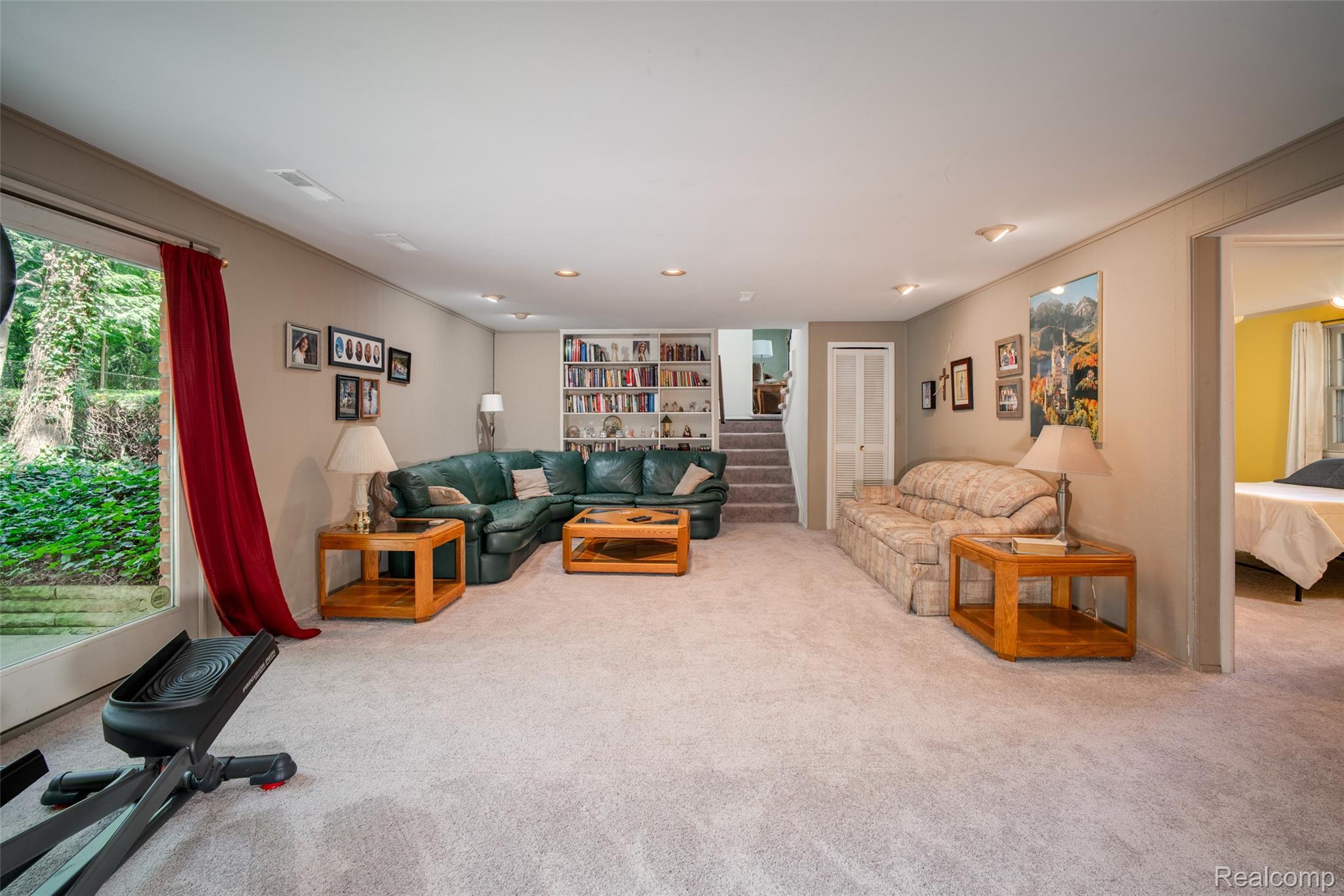 6826 Spruce Drive