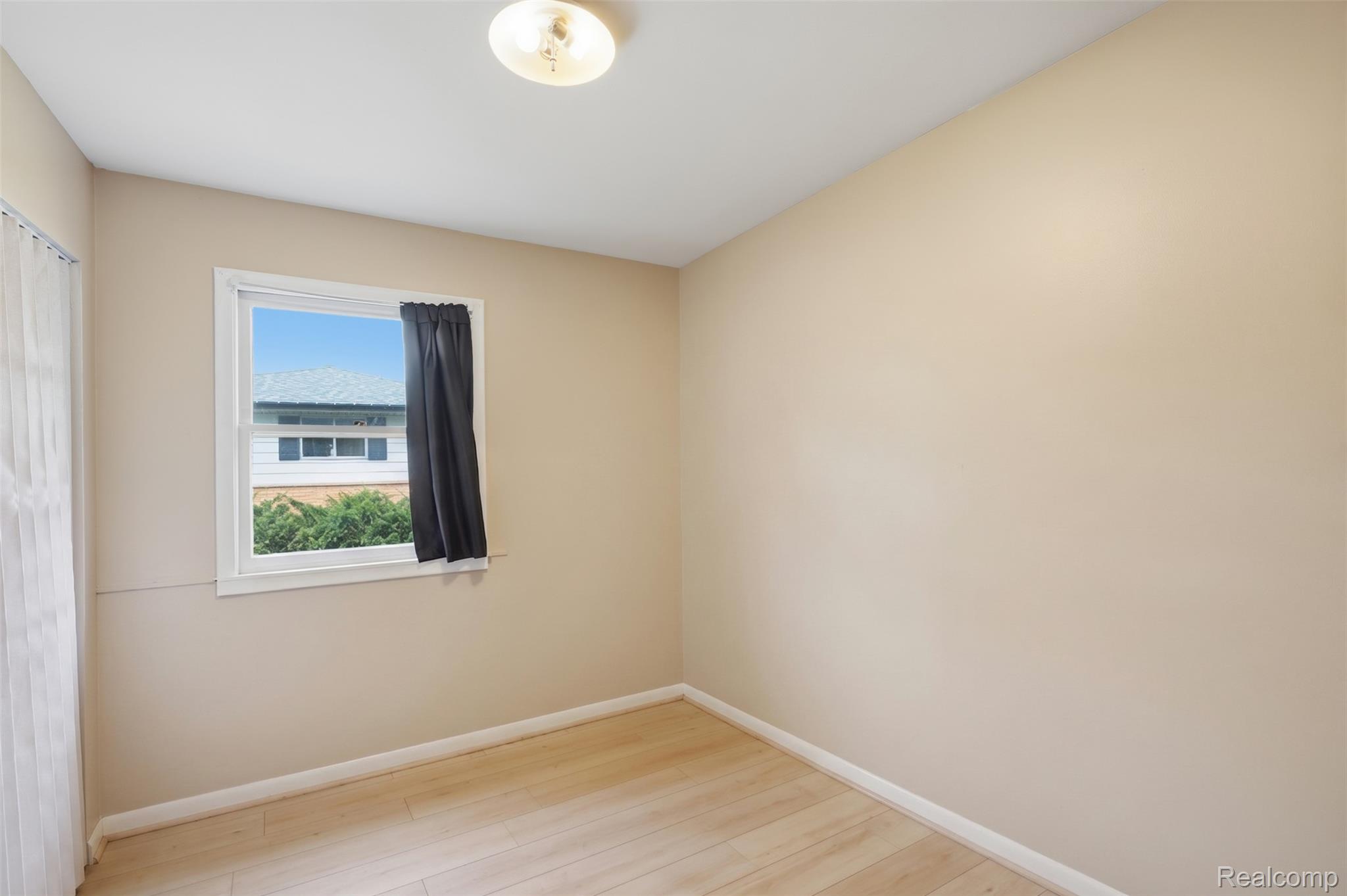 61305 Fairland Drive