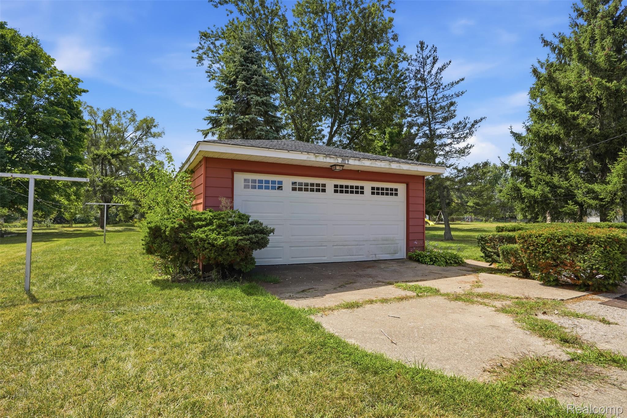 61305 Fairland Drive