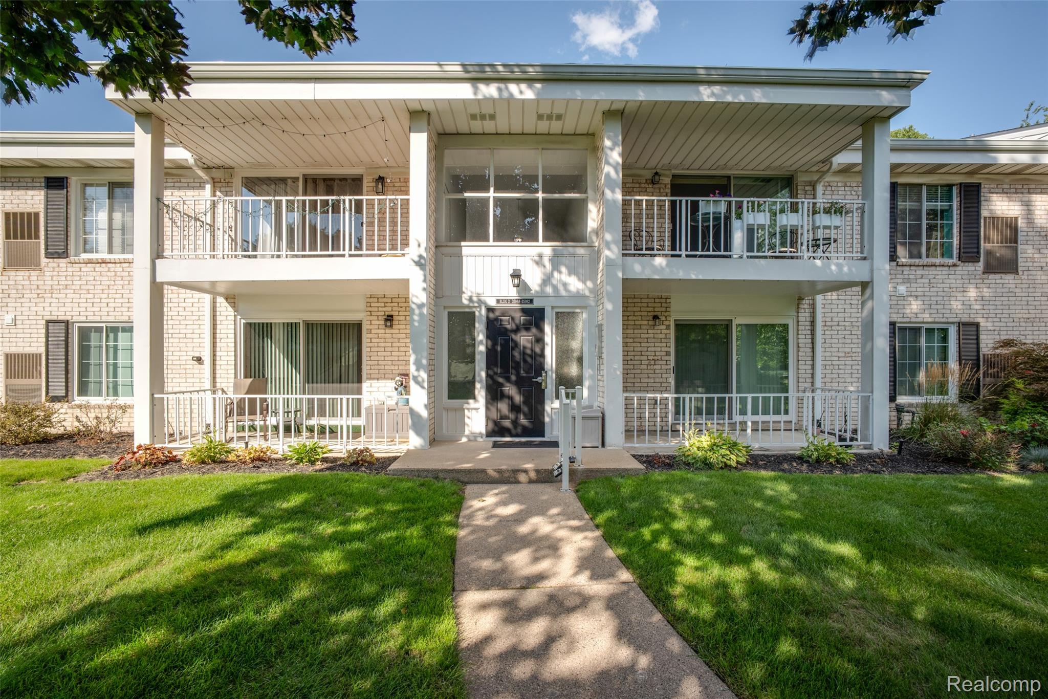 35972 Ann Arbor Trail