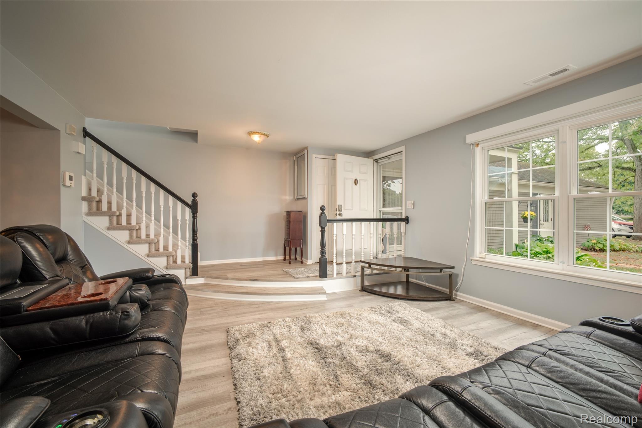 2689 Williamsburg Circle