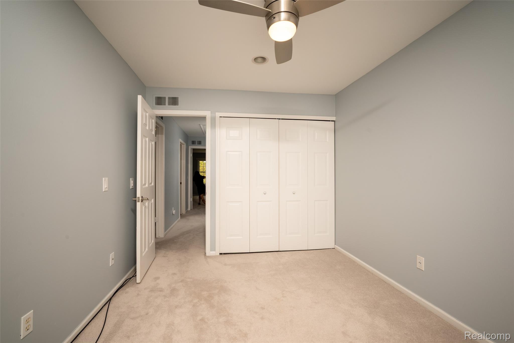 2689 Williamsburg Circle