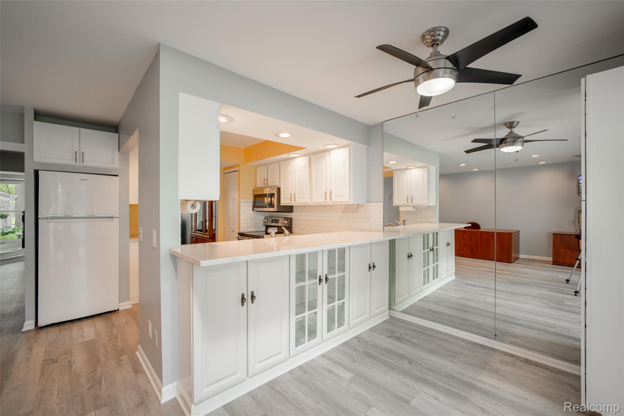 2689 Williamsburg Circle