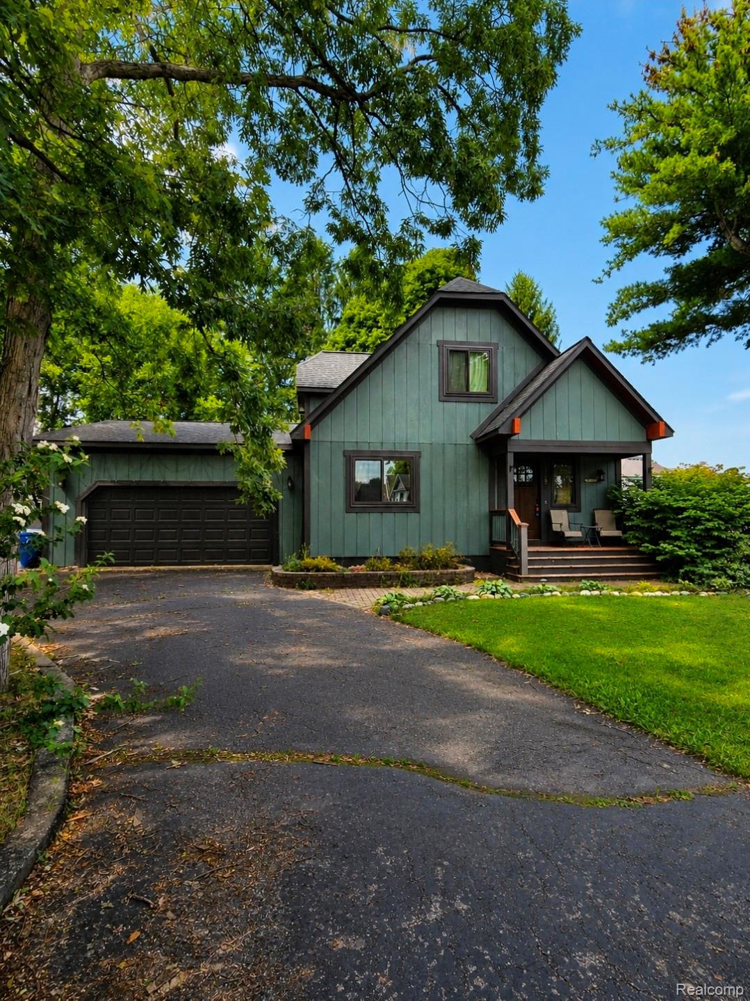705 Estes Court